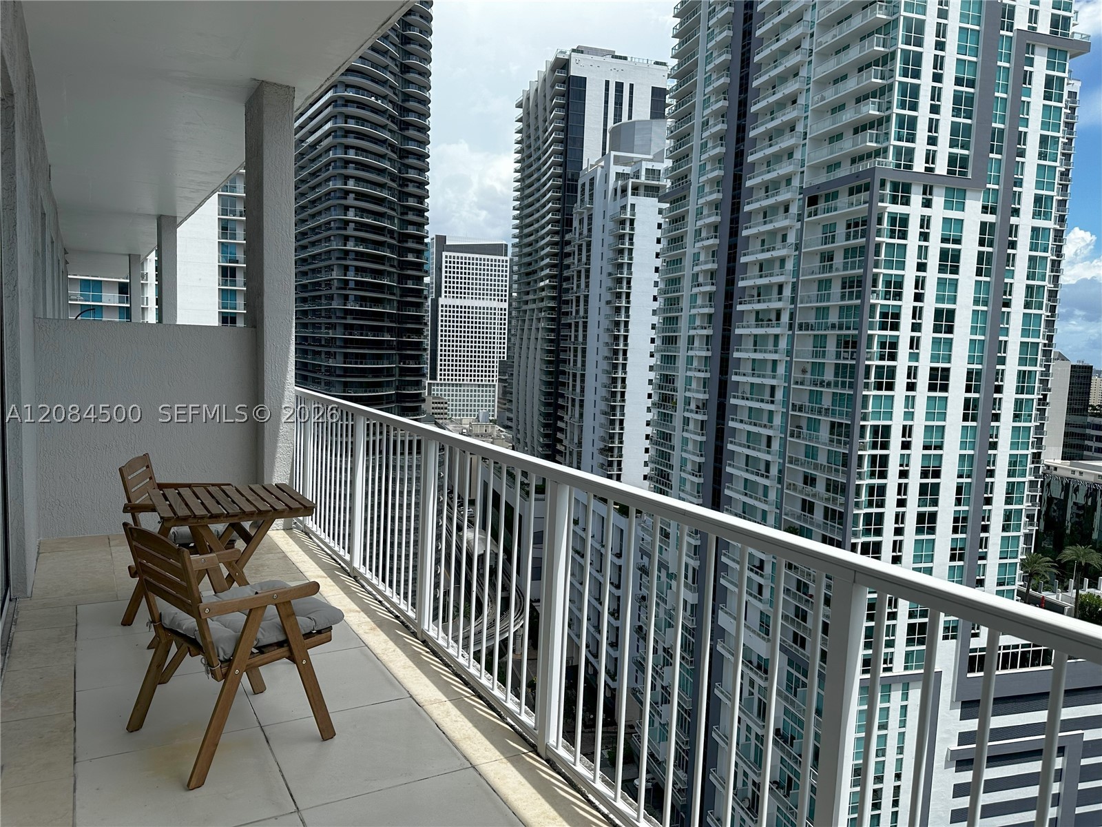 image Vue at Brickell13
