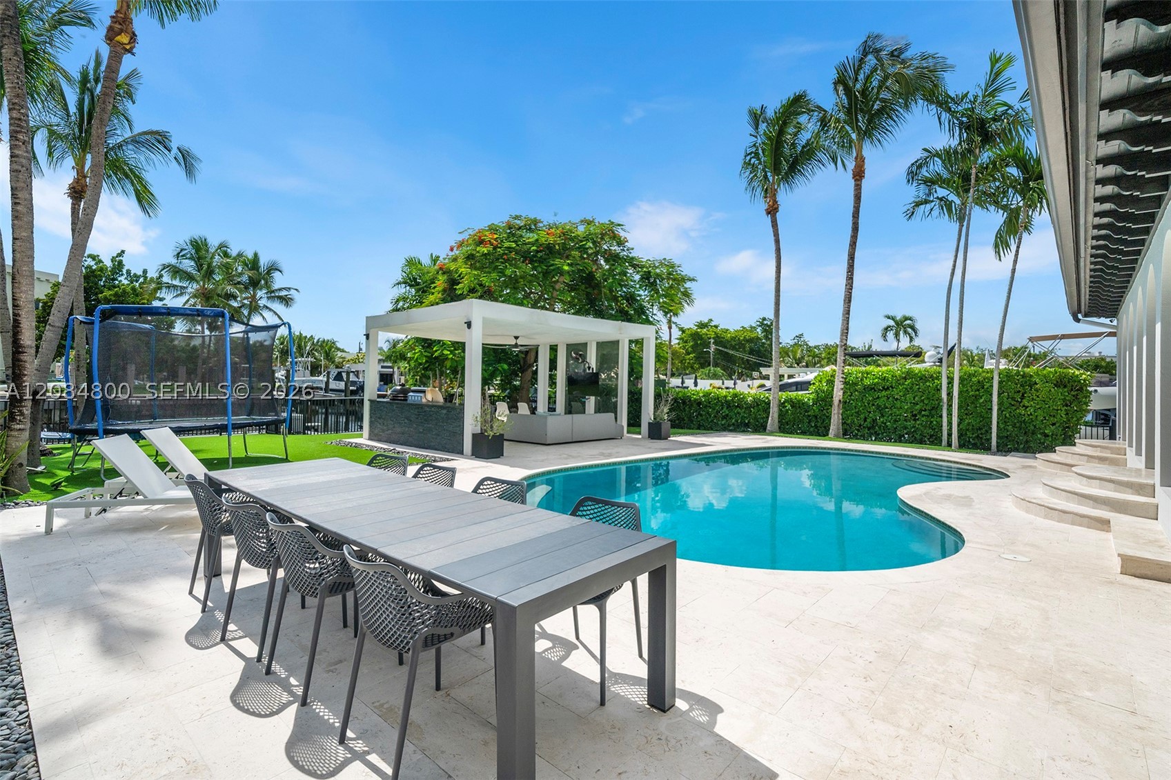 12905 Ixora Rd North Miami, FL 33181