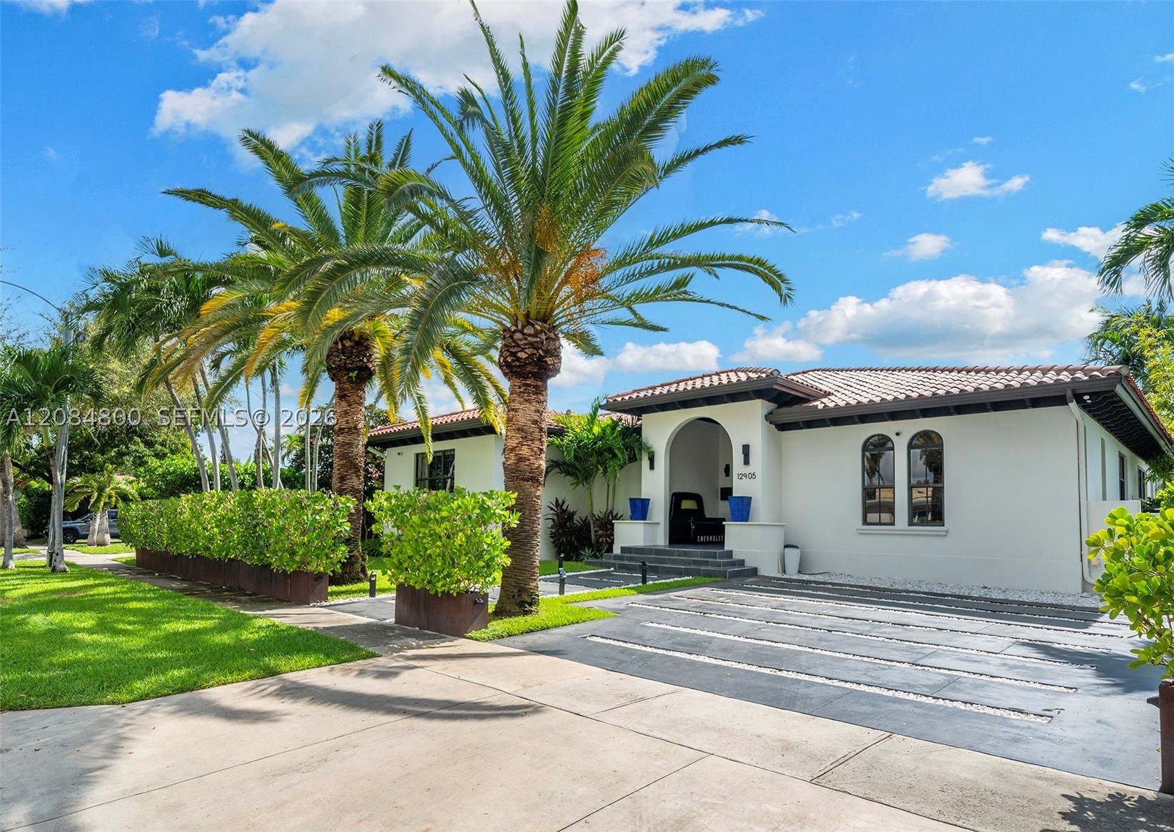 12905 Ixora Rd North Miami, FL 33181