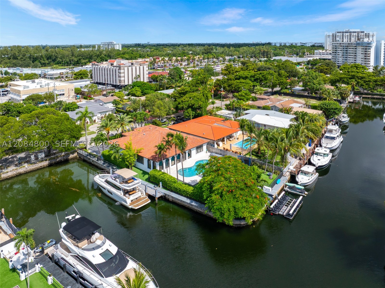 12905 Ixora Rd North Miami, FL 33181