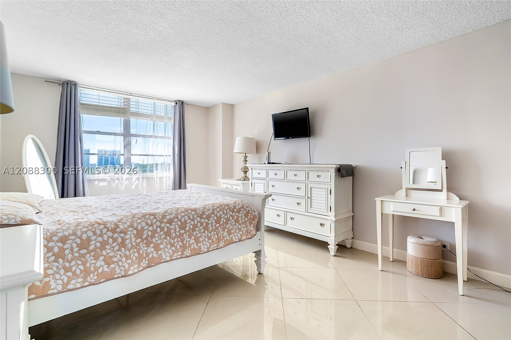 image Winston Towers 10028