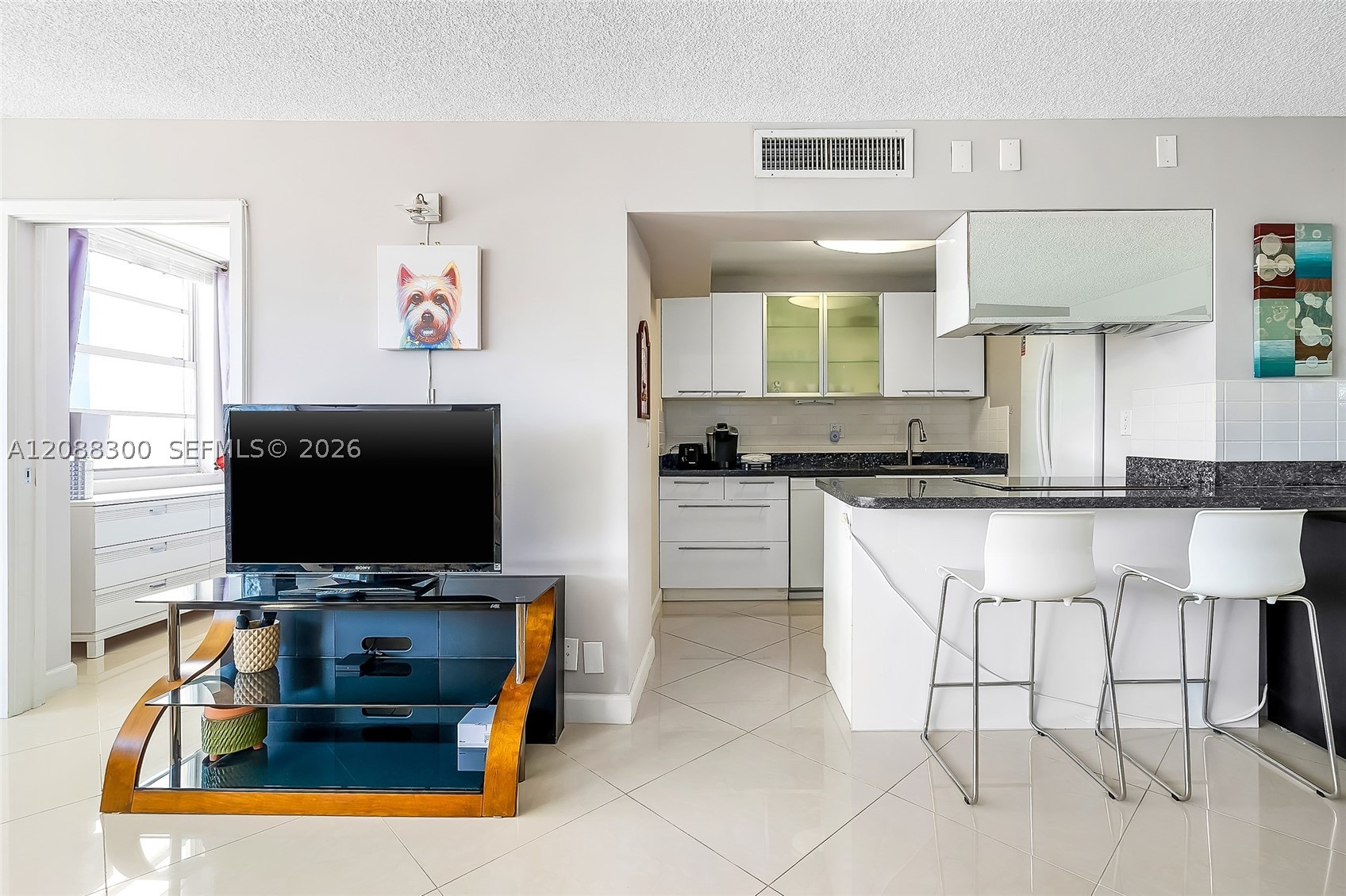 image Winston Towers 1007