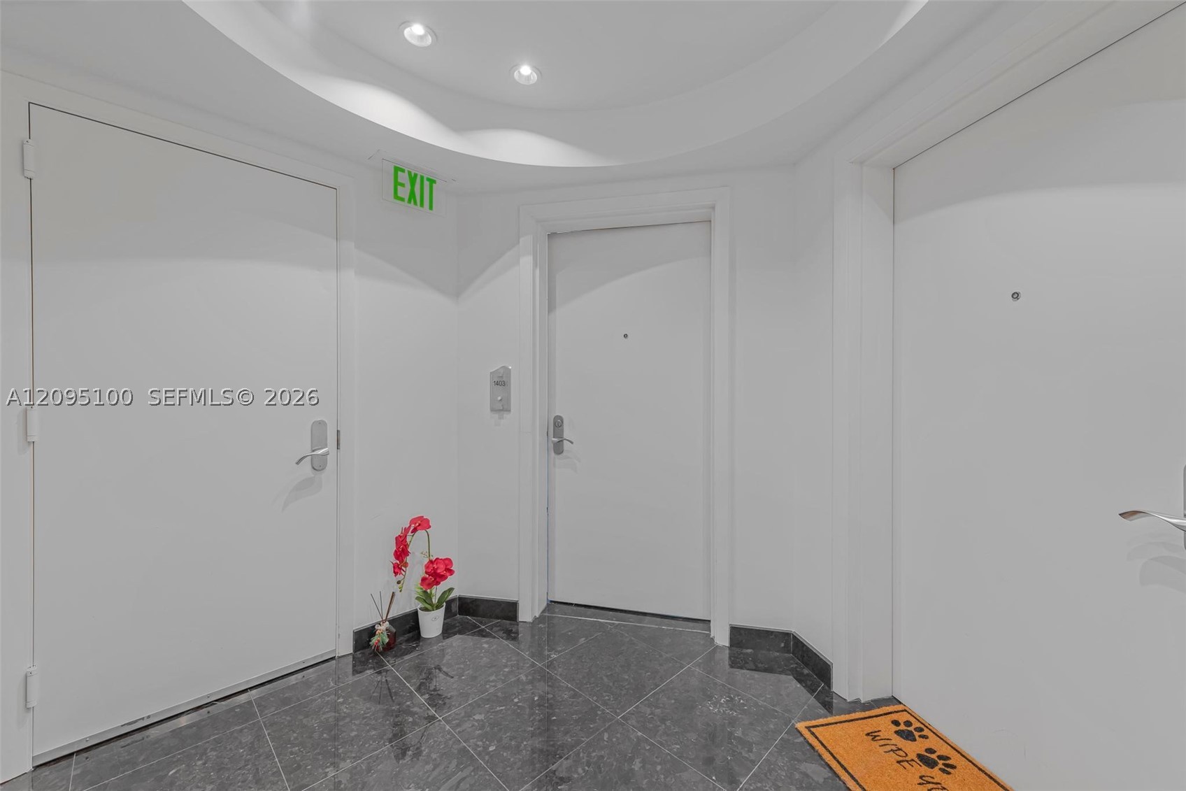image Jade Beach25
