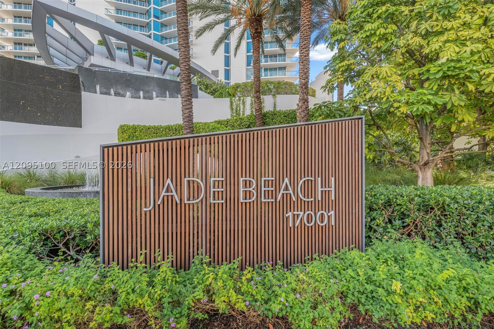 image Jade Beach28