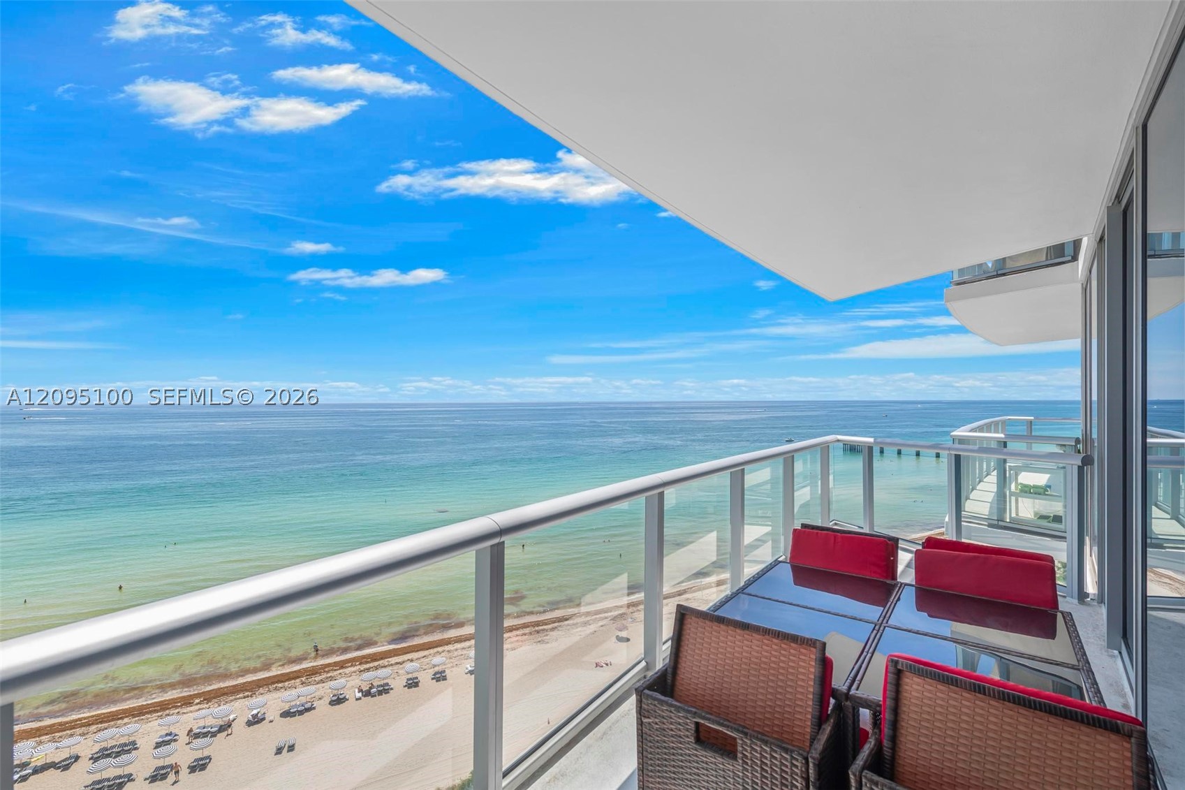 image Jade Beach7