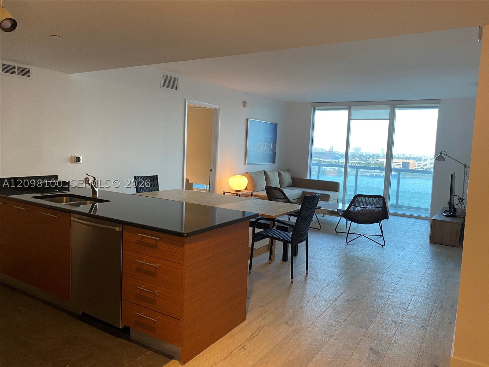 image 50 Biscayne16