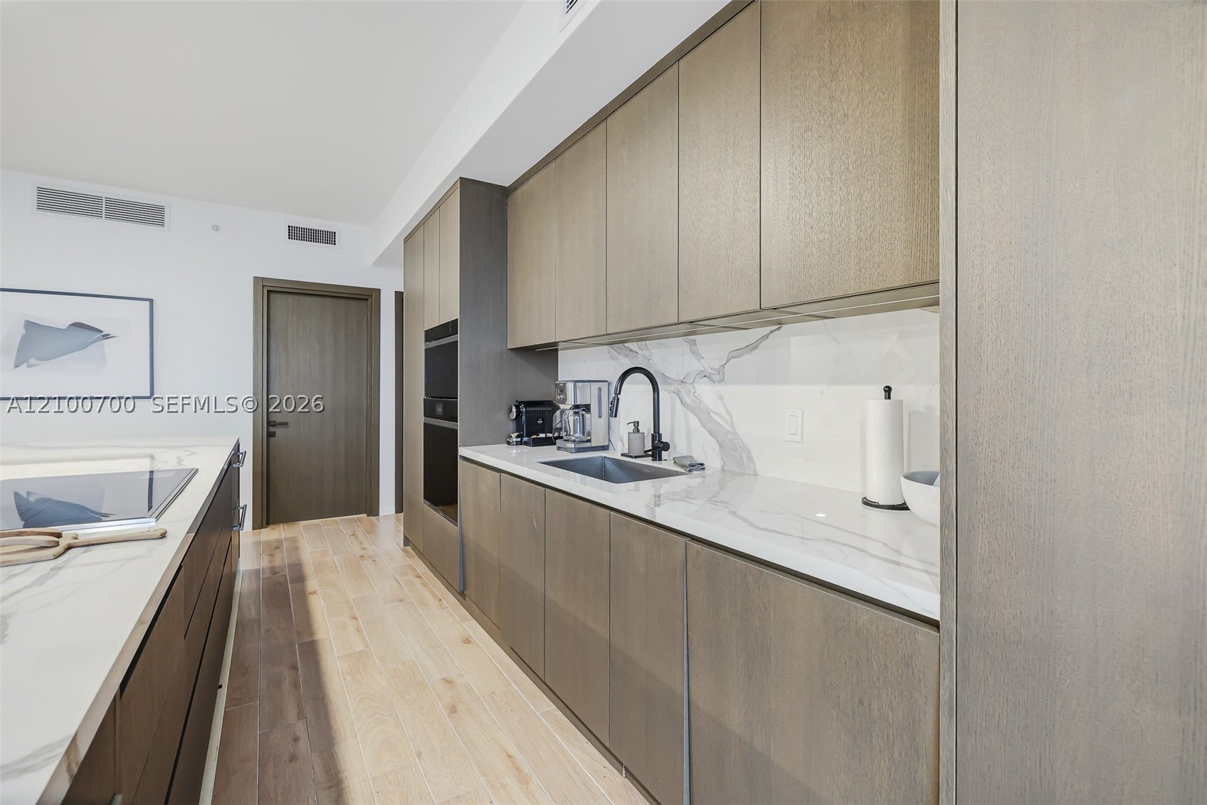 image The Elser Hotel & Residences11
