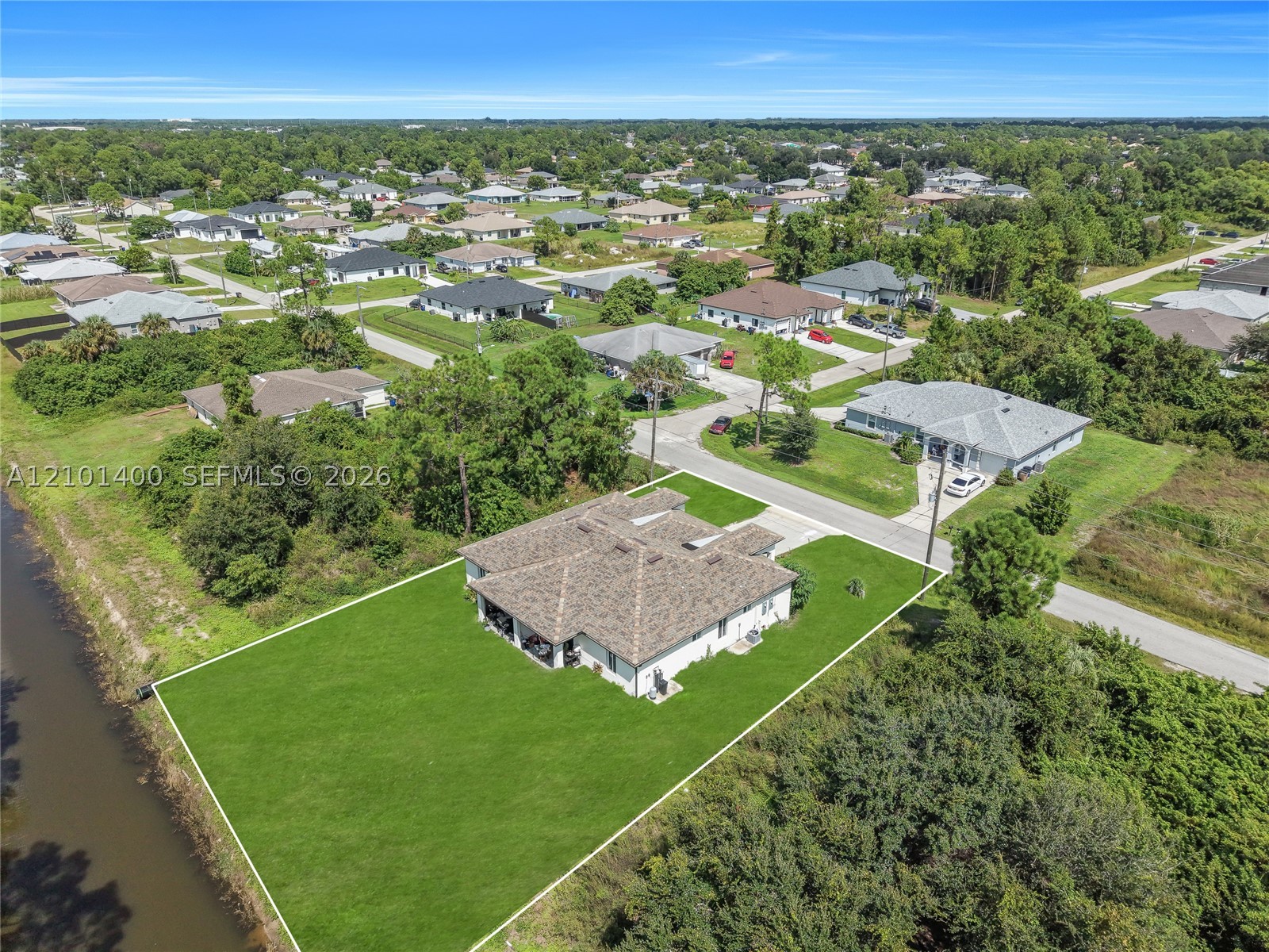 4869 28th St Sw Lehigh Acres, FL 33973