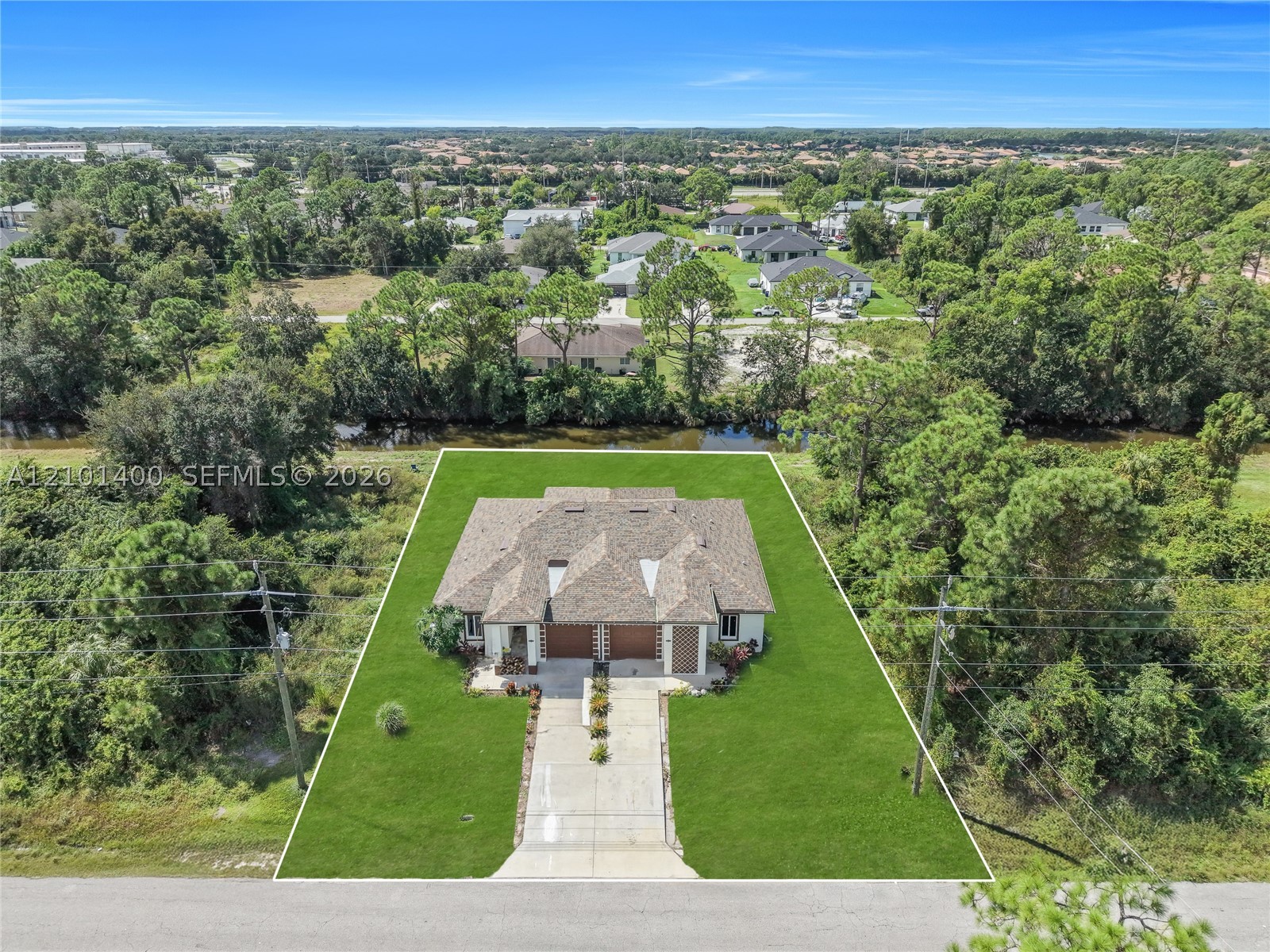4869 28th St Sw Lehigh Acres, FL 33973
