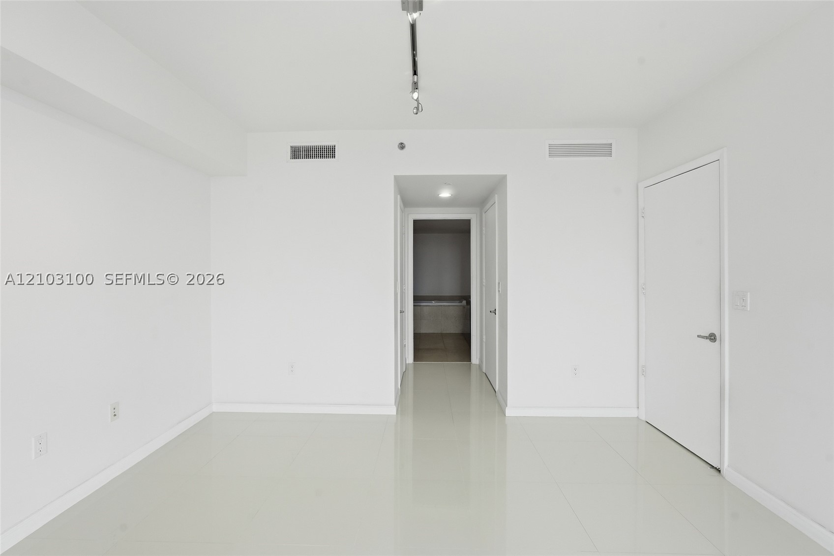 image Icon Brickell II13