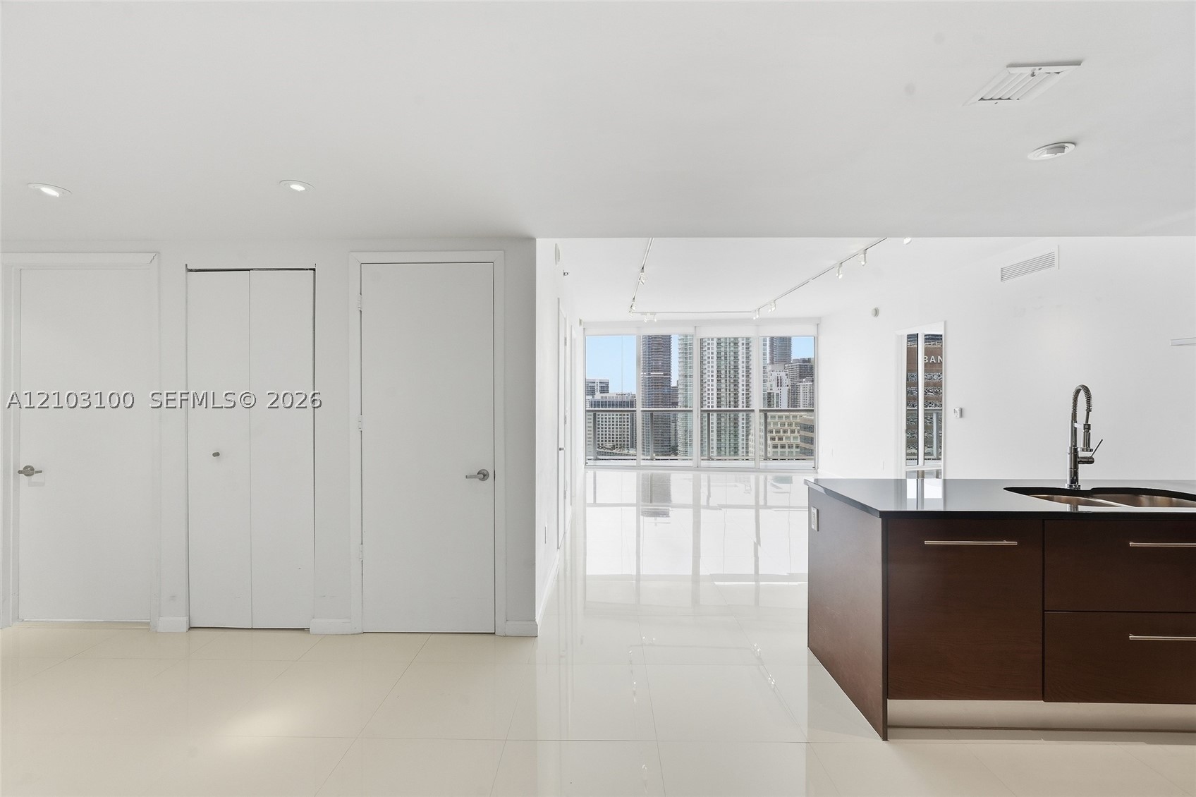 image Icon Brickell II1
