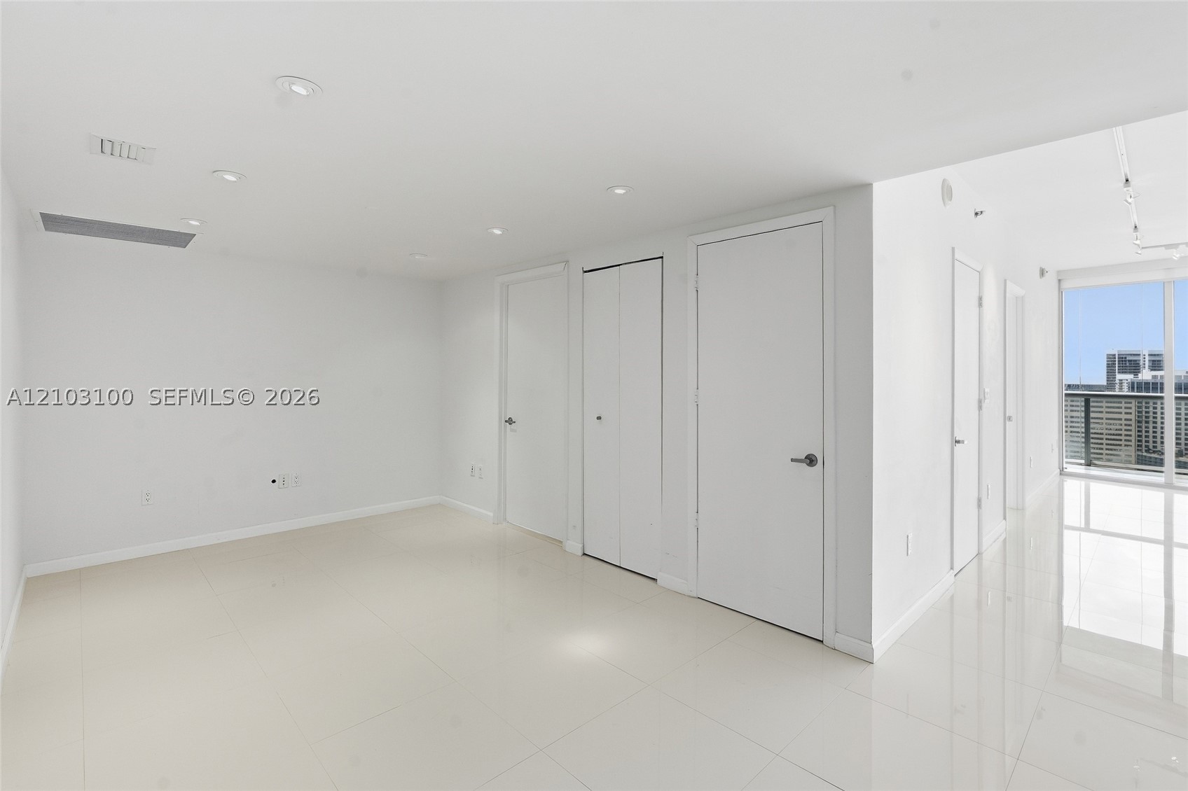 image Icon Brickell II2