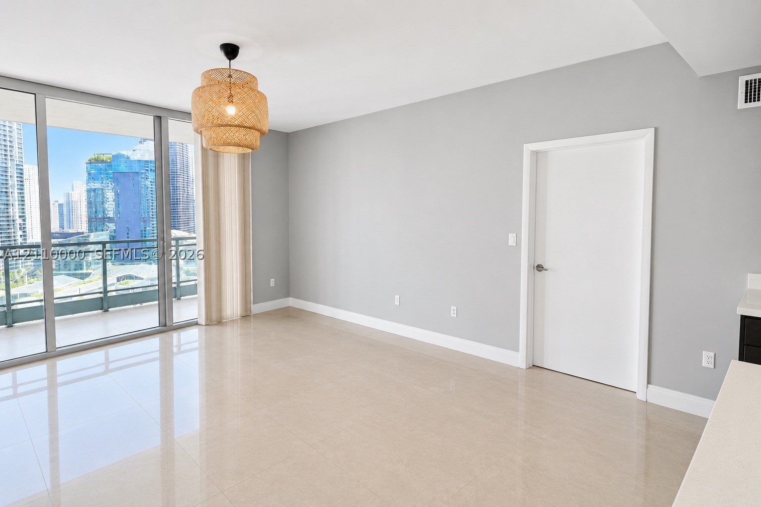 90 SW 3rd St #3212 Miami, FL 33130