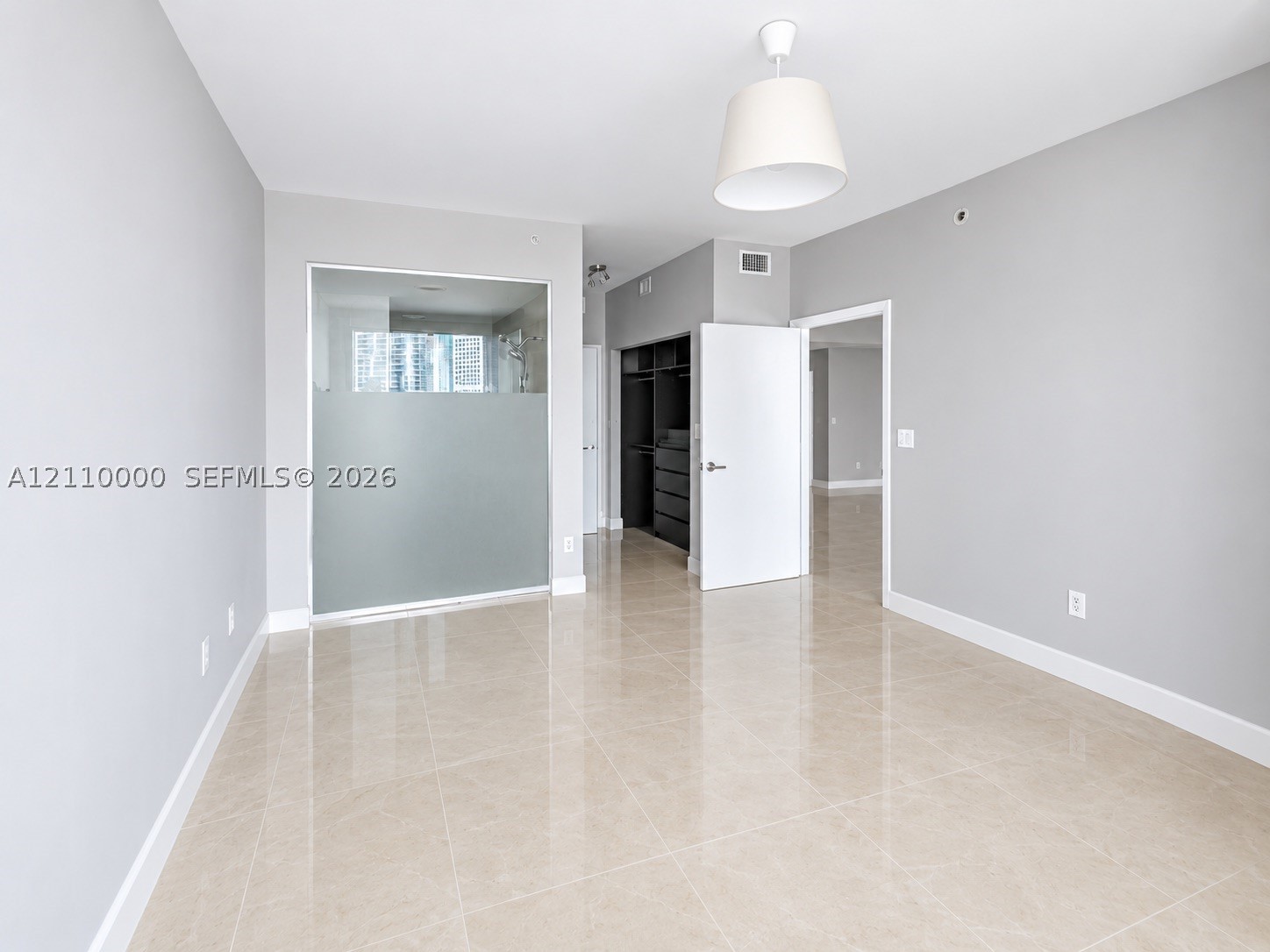 90 SW 3rd St #3212 Miami, FL 33130
