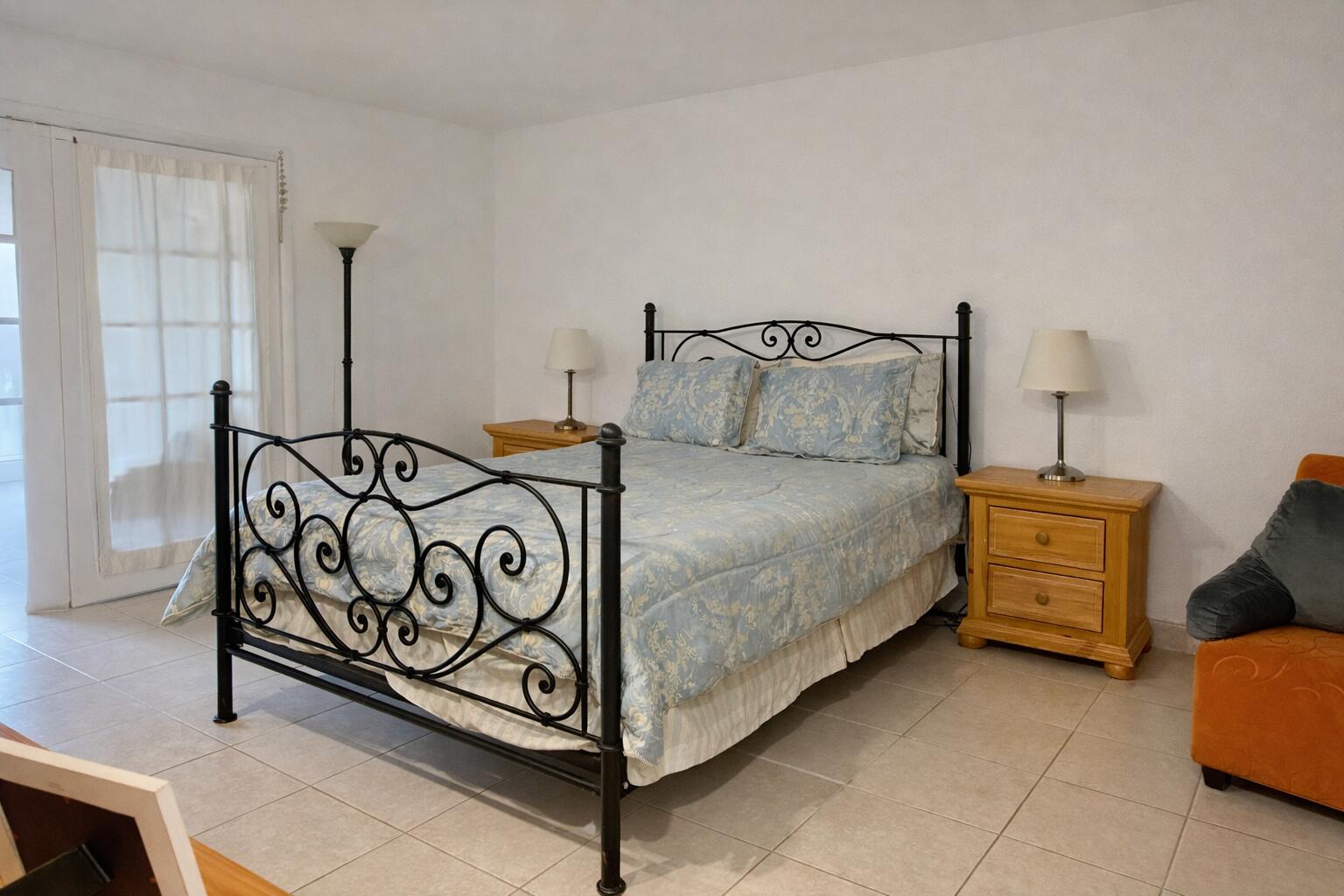 5401 Collins #1516 Miami Beach, FL 33140