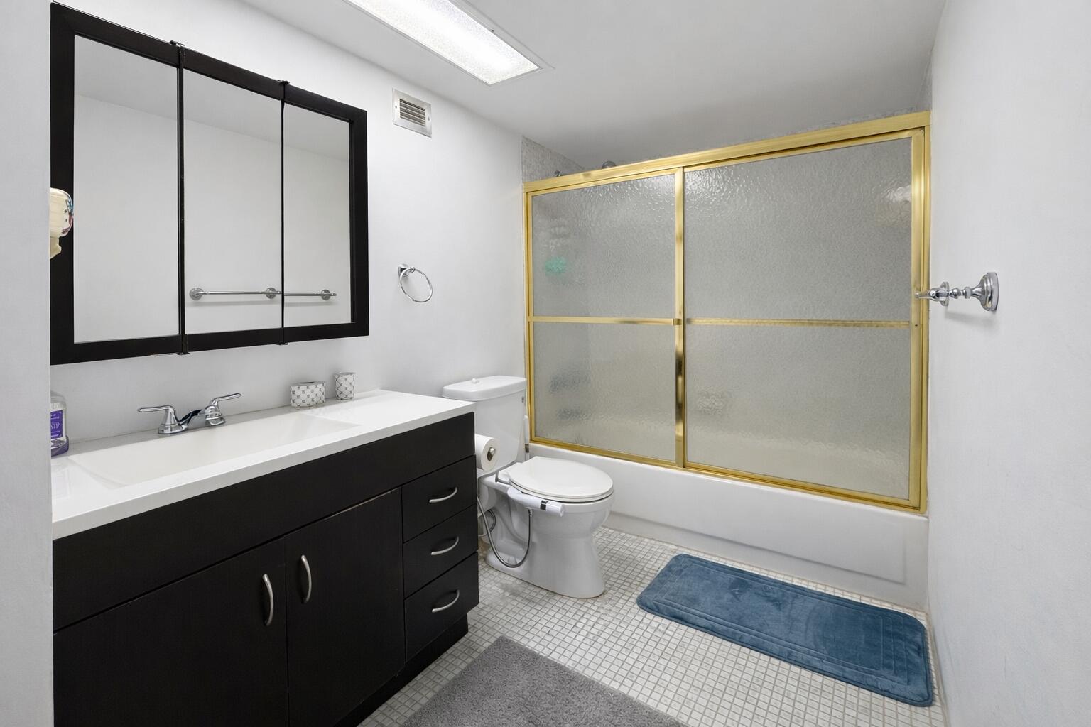 5401 Collins #1516 Miami Beach, FL 33140