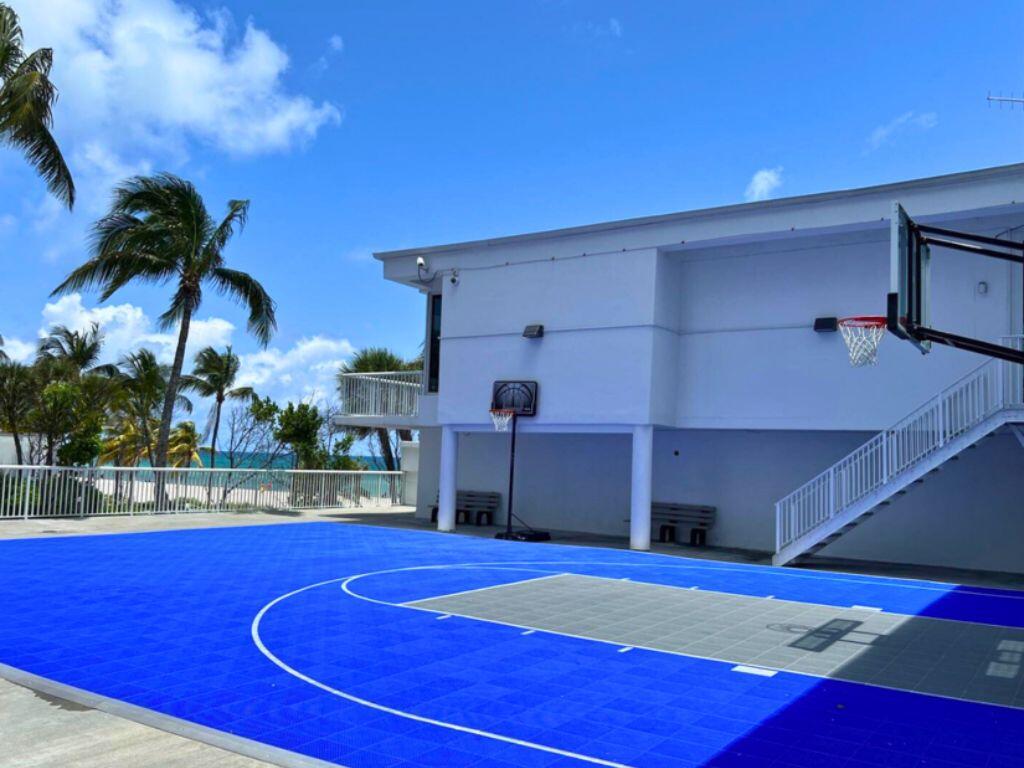 5401 Collins #1516 Miami Beach, FL 33140