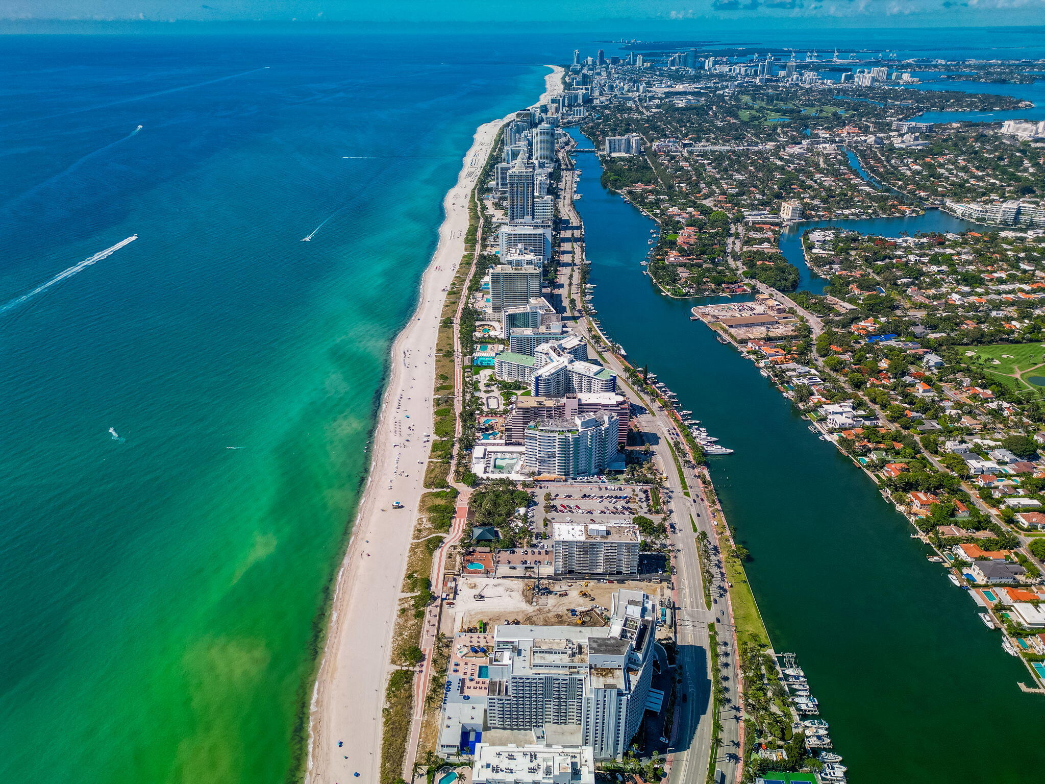 5401 Collins #1516 Miami Beach, FL 33140