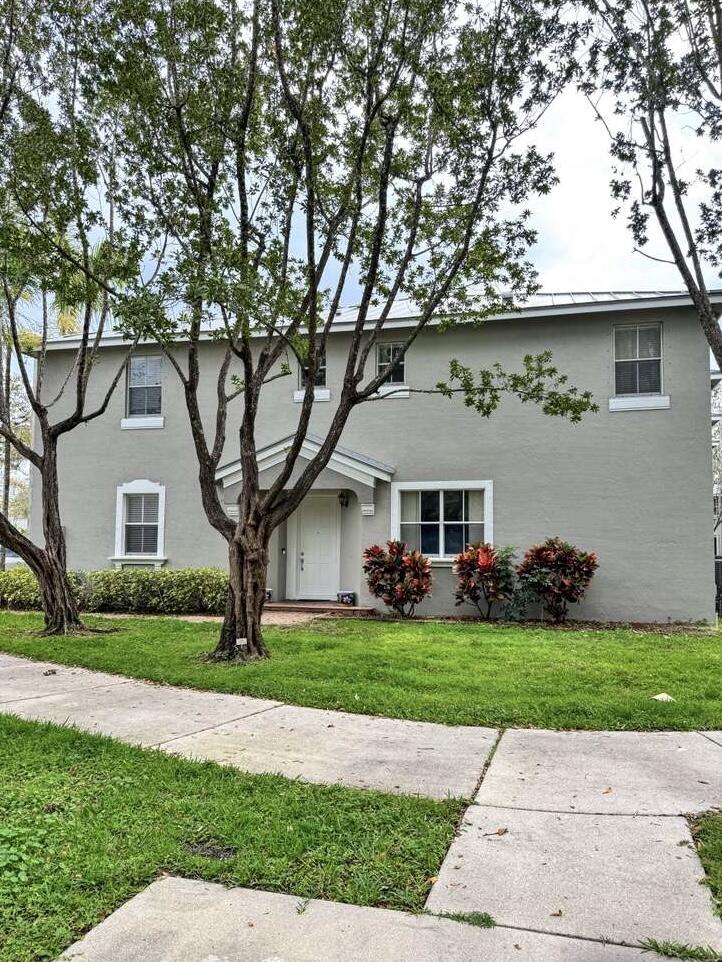 2309 Shoma Royal Palm Beach, FL 33414