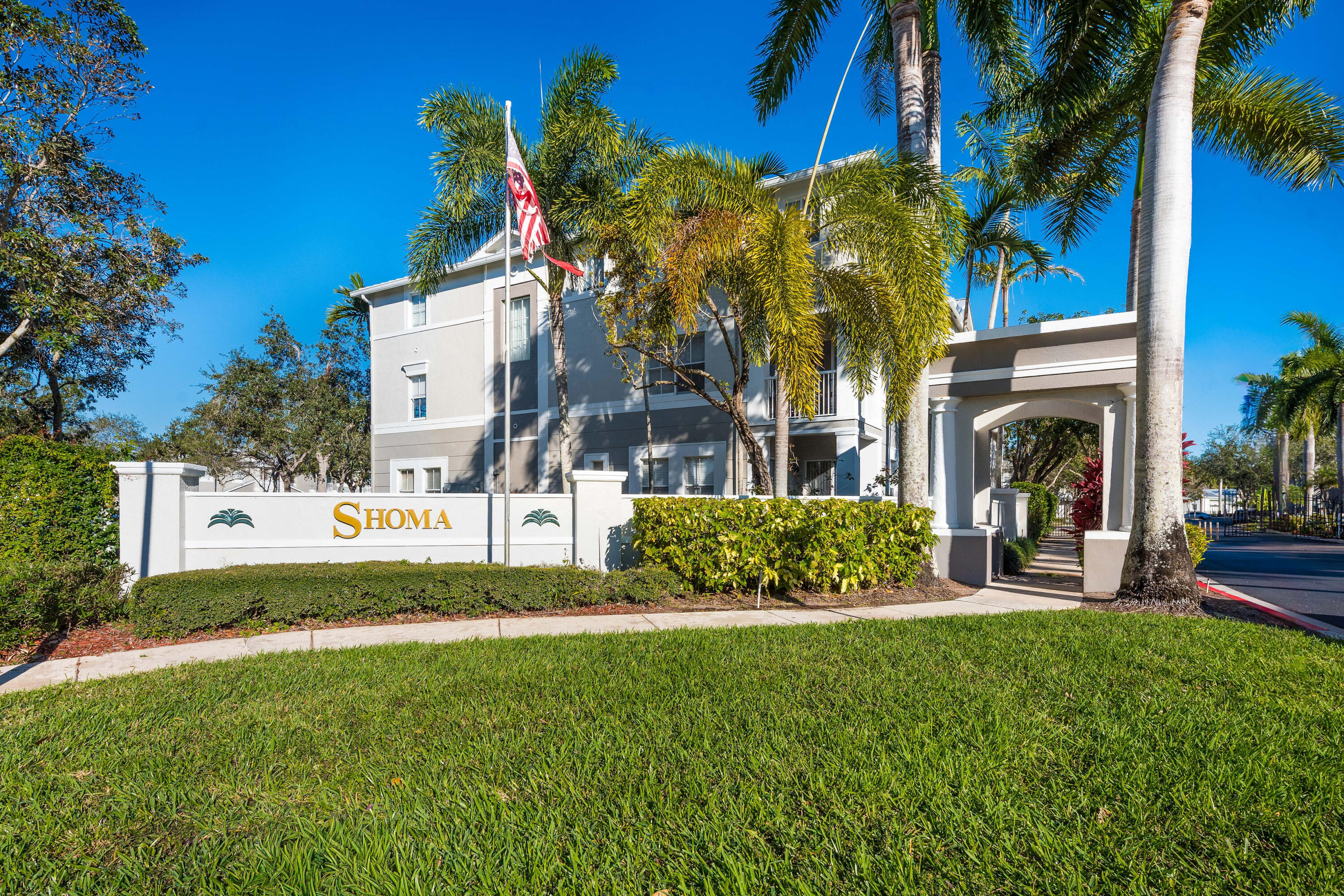 2309 Shoma Royal Palm Beach, FL 33414