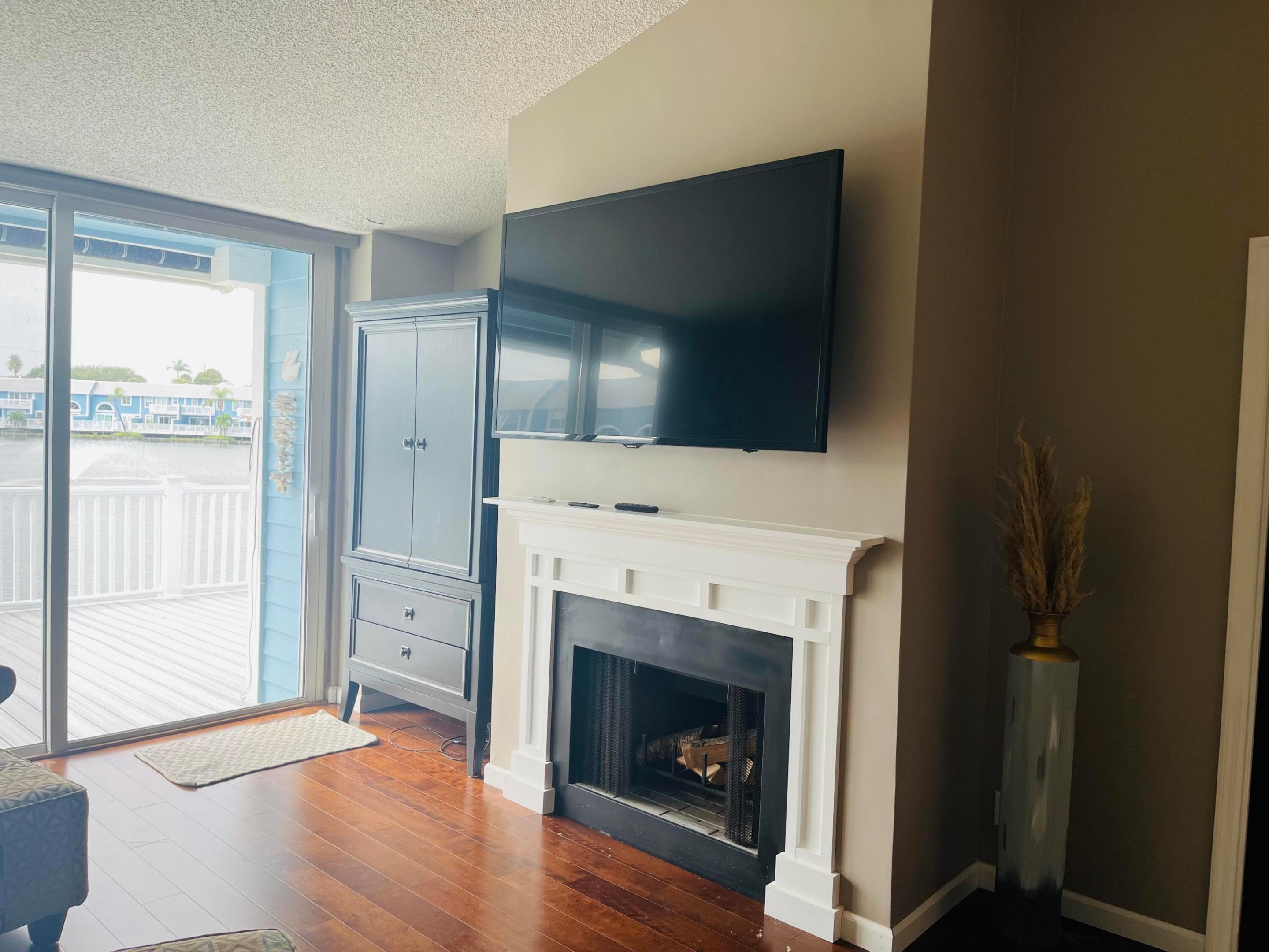 621 Ocean Dunes Jupiter, FL 33477