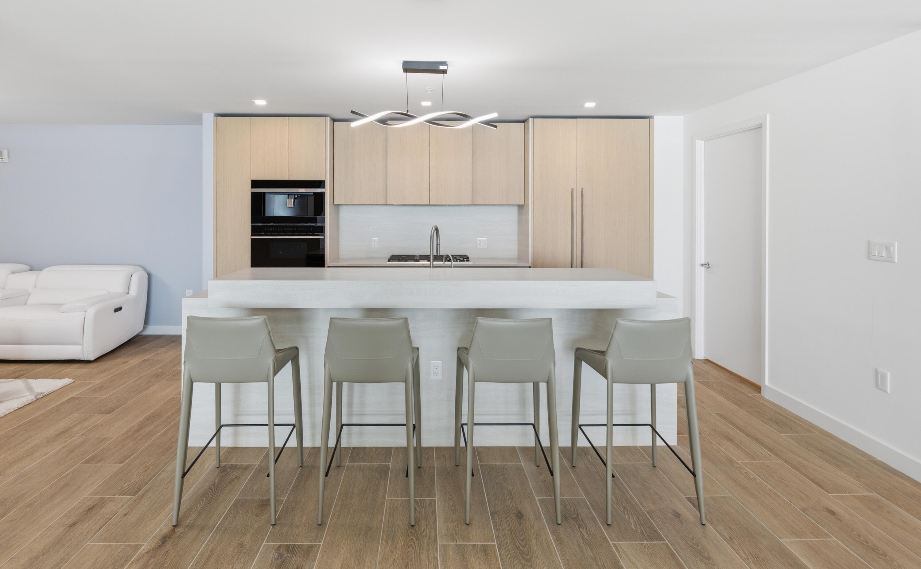900 N Ocean #802 Pompano Beach, FL 33062