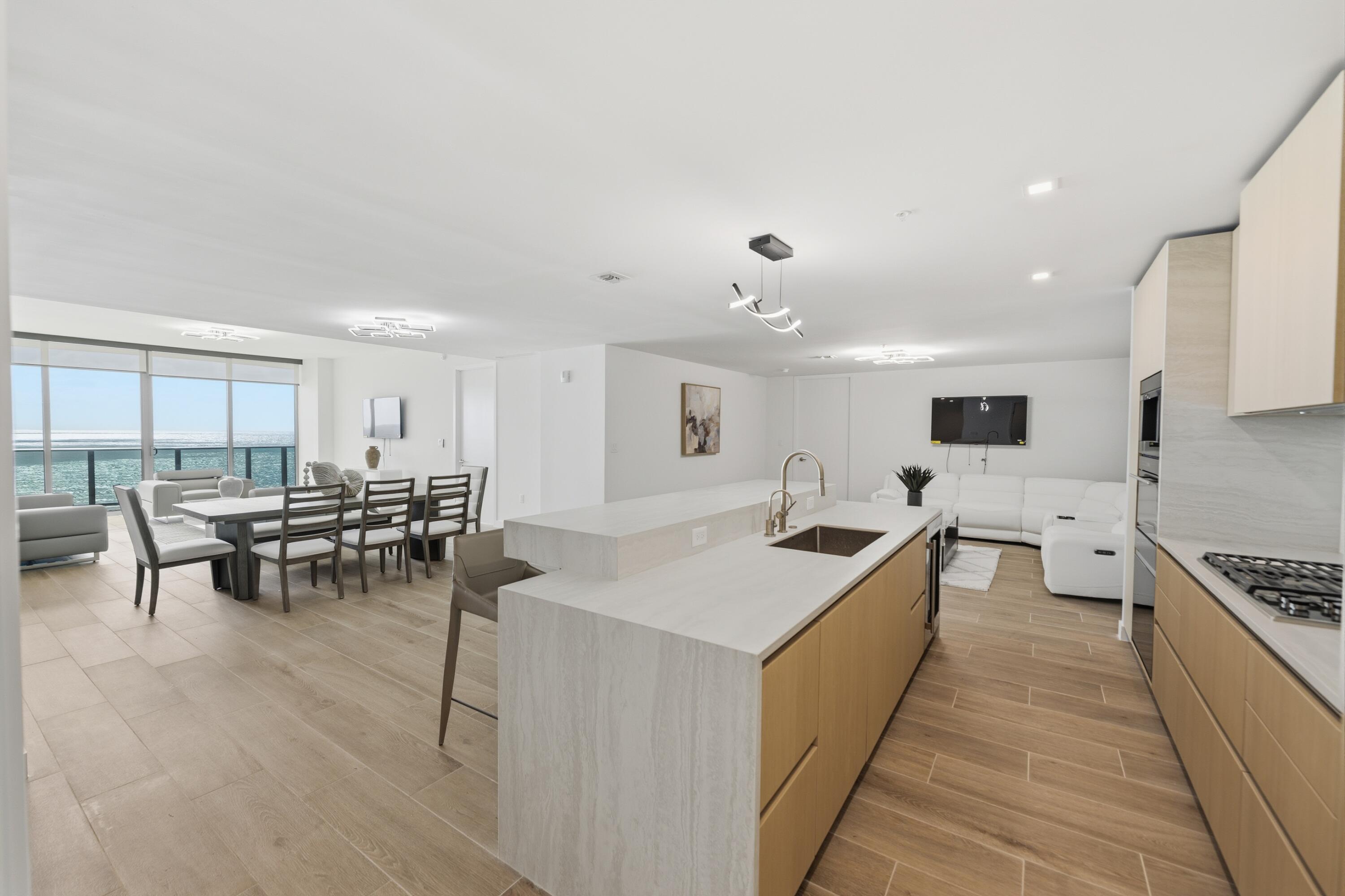 900 N Ocean #802 Pompano Beach, FL 33062