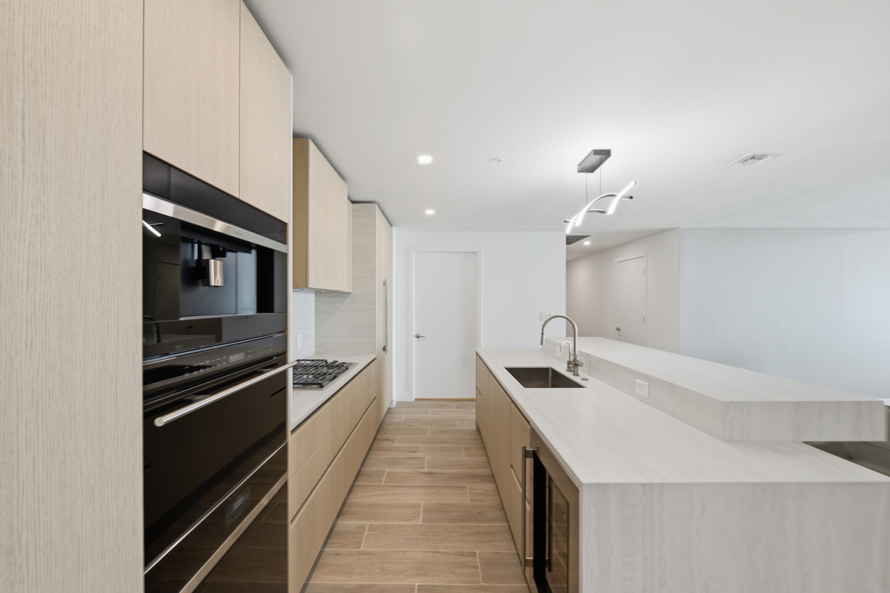 900 N Ocean #802 Pompano Beach, FL 33062
