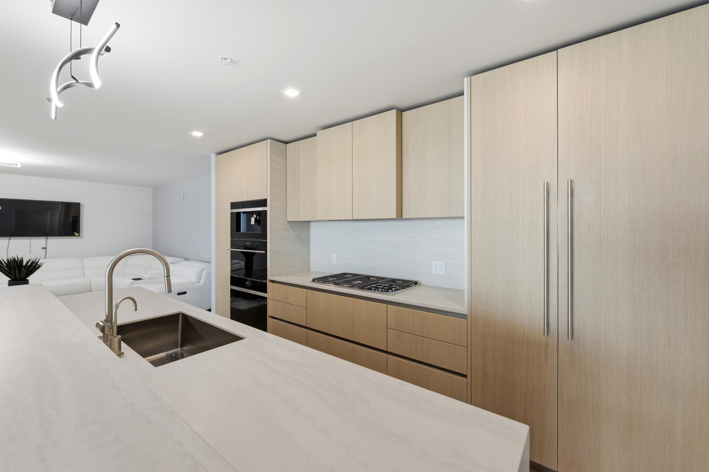 900 N Ocean #802 Pompano Beach, FL 33062