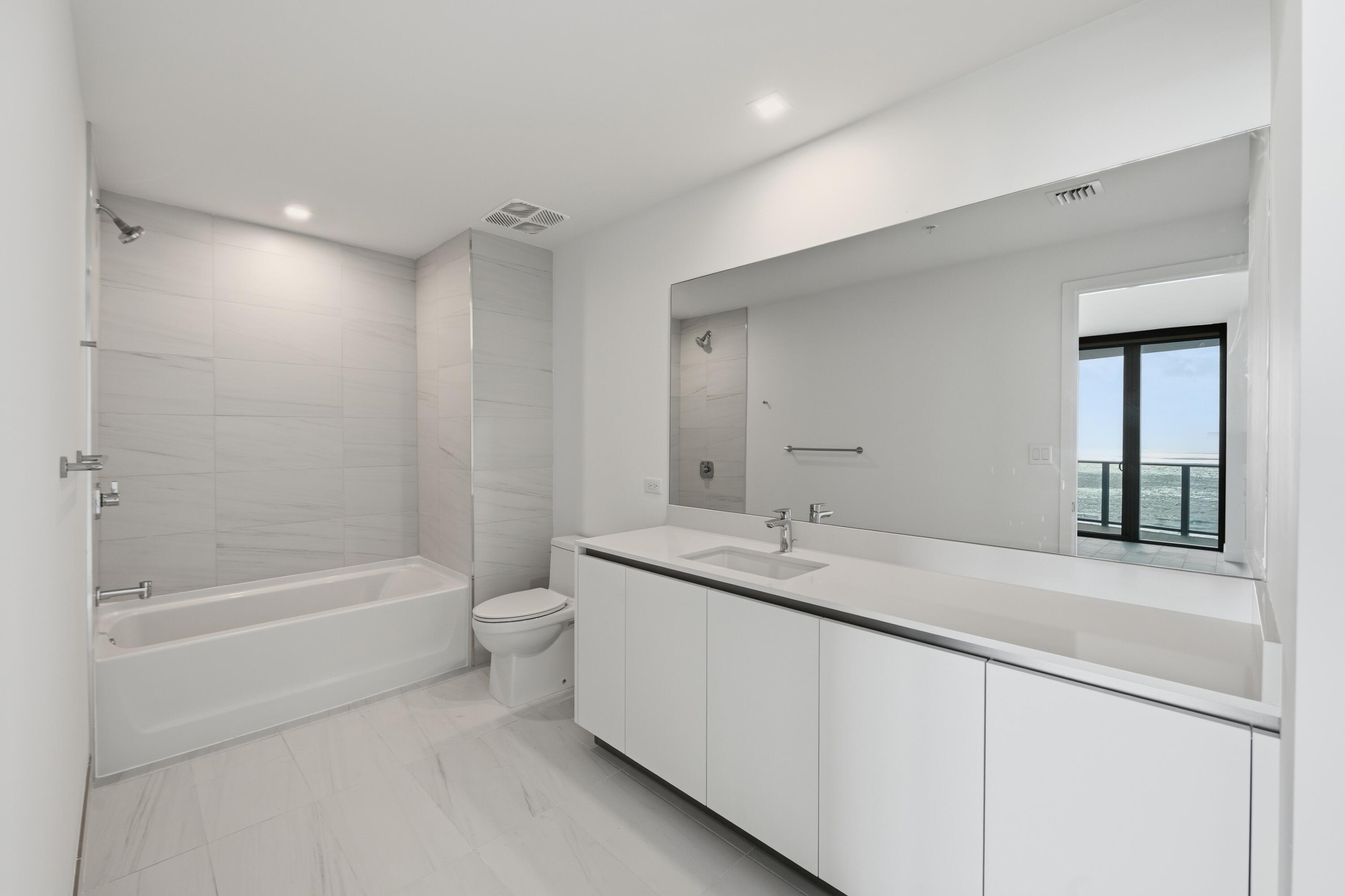 900 N Ocean #802 Pompano Beach, FL 33062