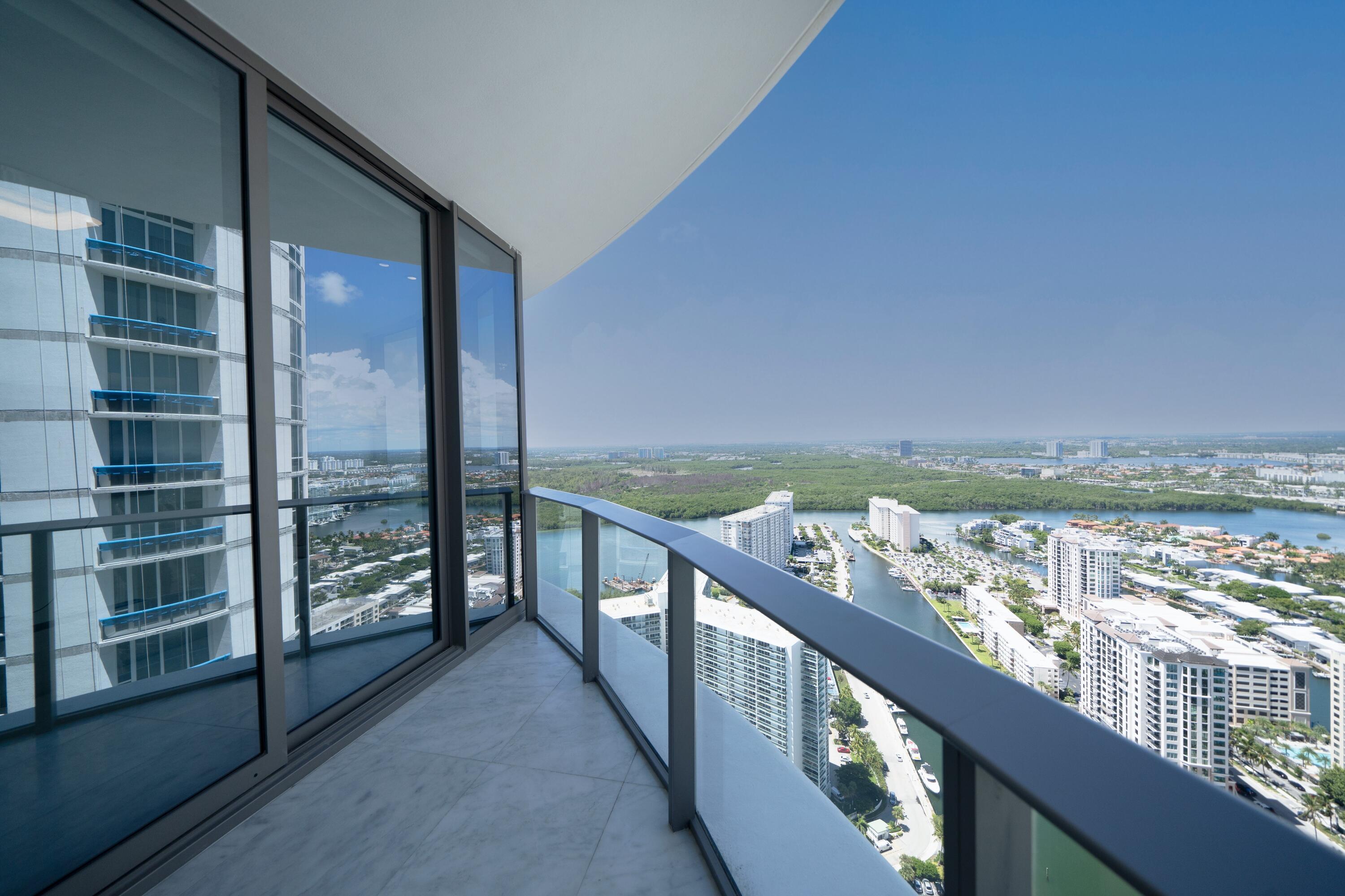 image Ritz-Carlton Sunny Isles Beach23