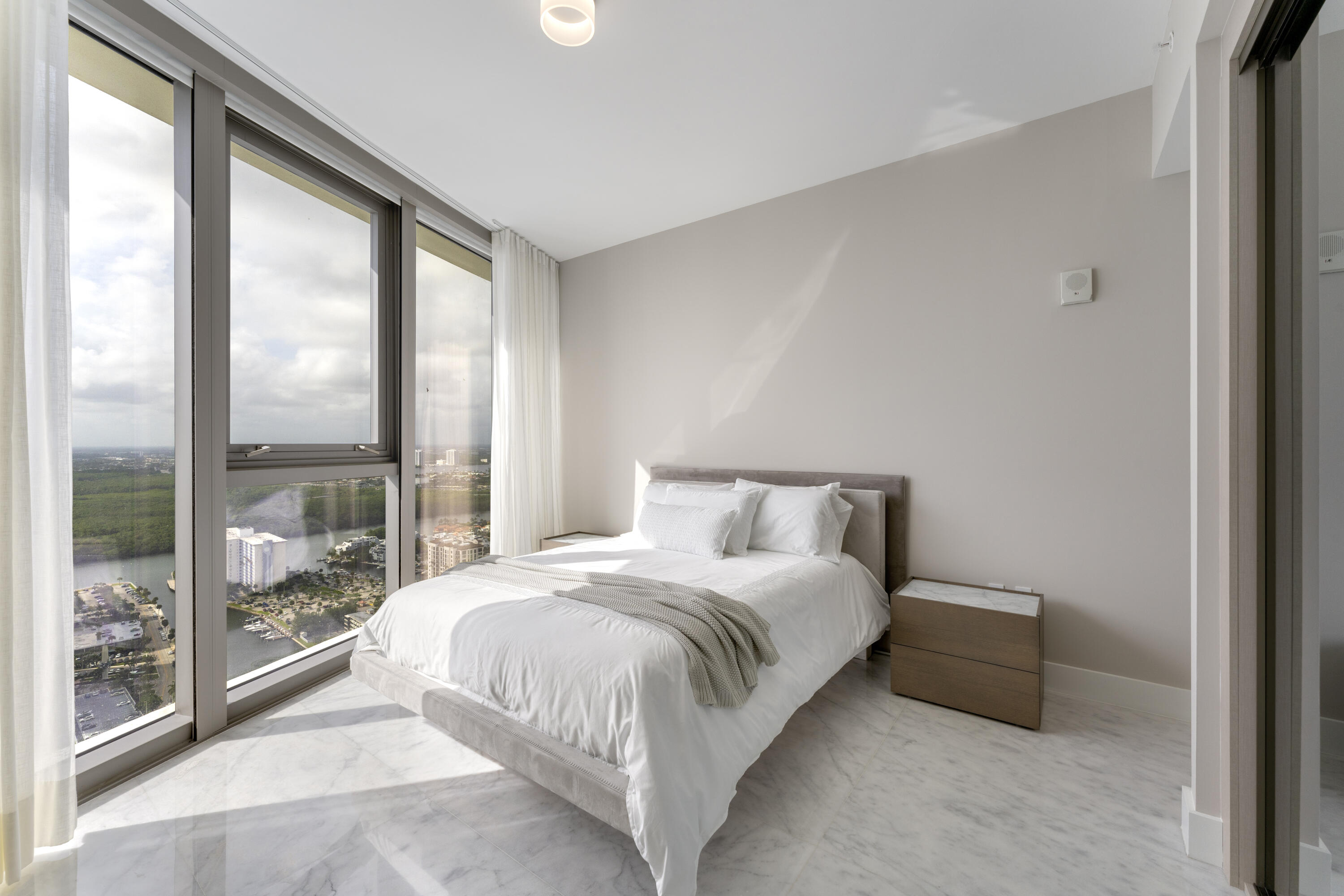 image Ritz-Carlton Sunny Isles Beach26