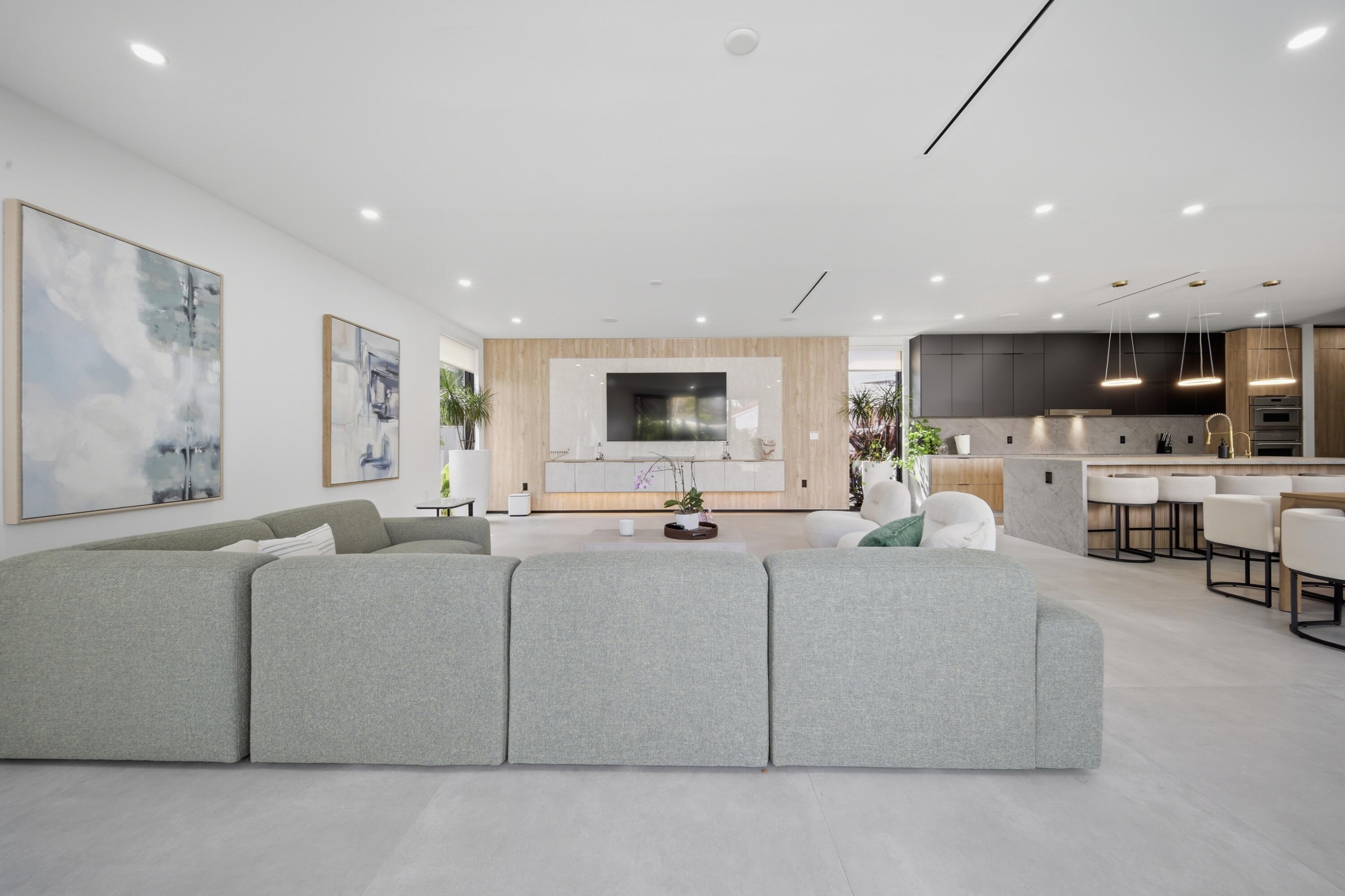 3304 NE 14th Fort Lauderdale, FL 33304