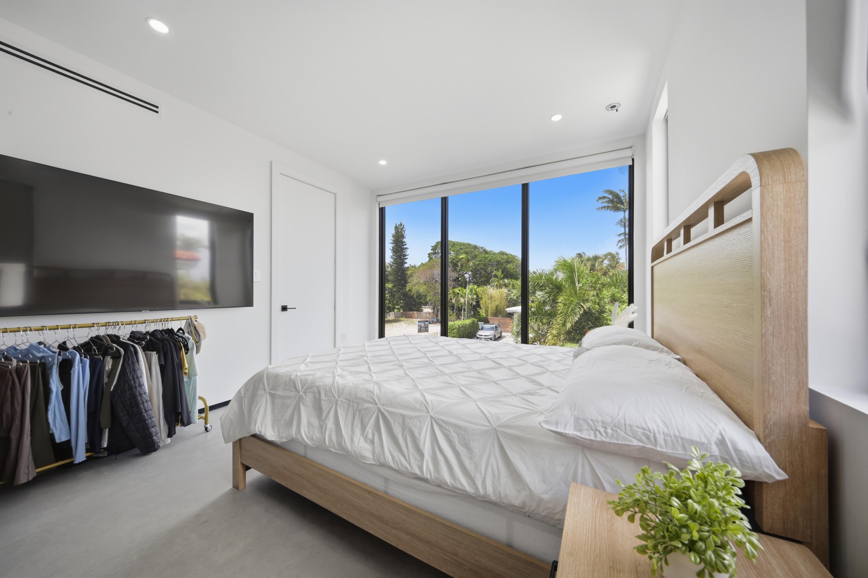 3304 NE 14th Fort Lauderdale, FL 33304