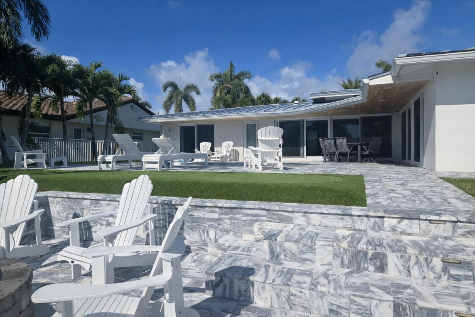 3910 NE 26th Lighthouse Point, FL 33064