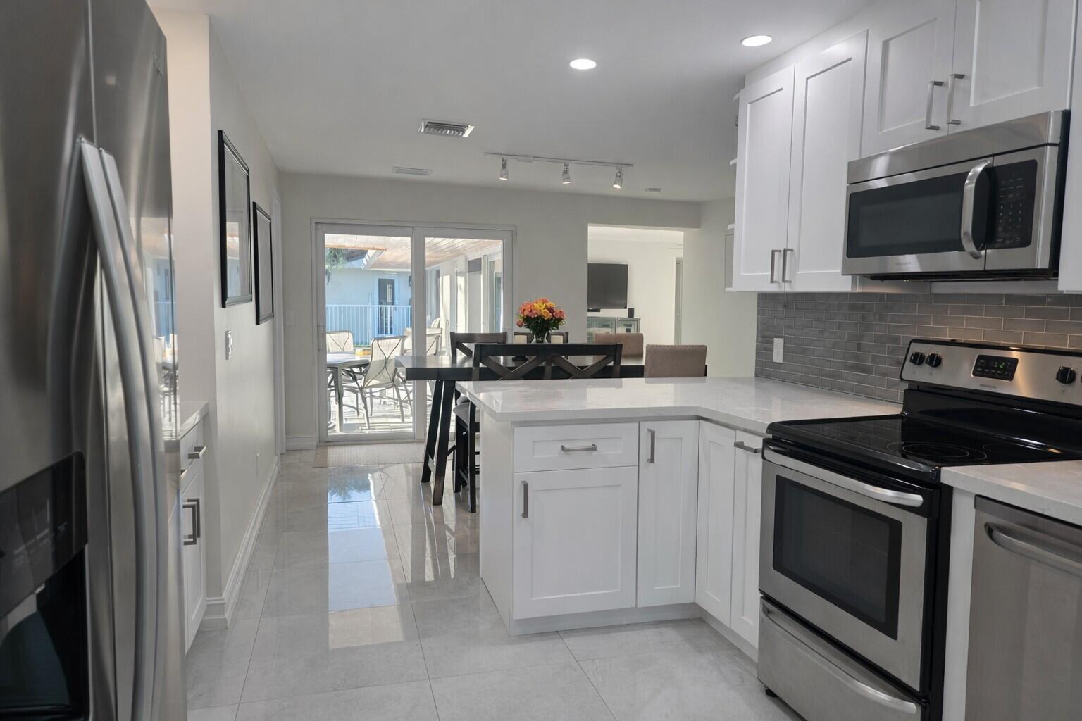 3910 NE 26th Lighthouse Point, FL 33064