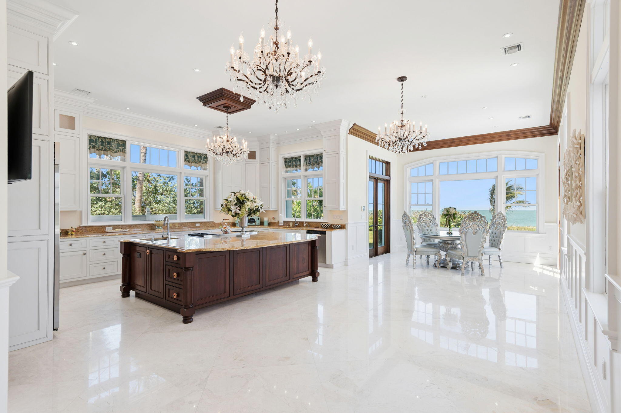 716 Reef Vero Beach, FL 32963