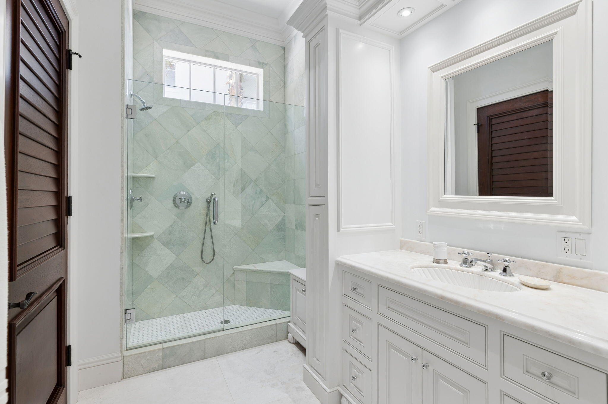 716 Reef Vero Beach, FL 32963