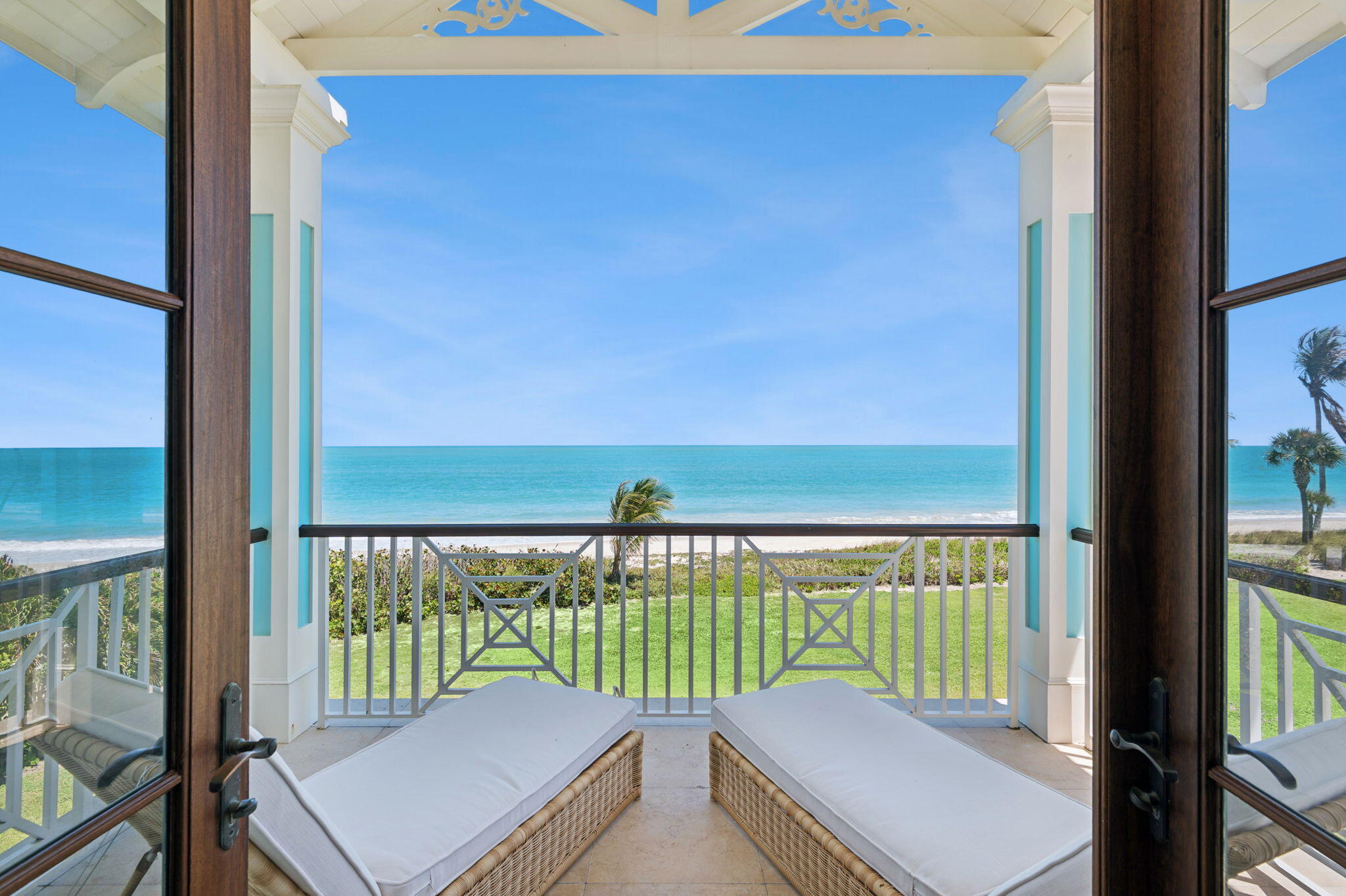 716 Reef Vero Beach, FL 32963