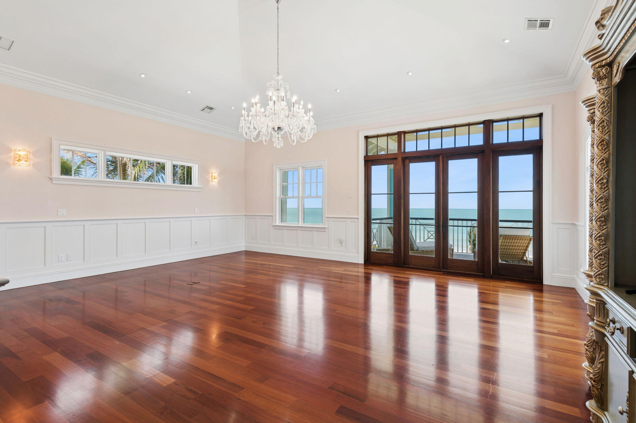 716 Reef Vero Beach, FL 32963