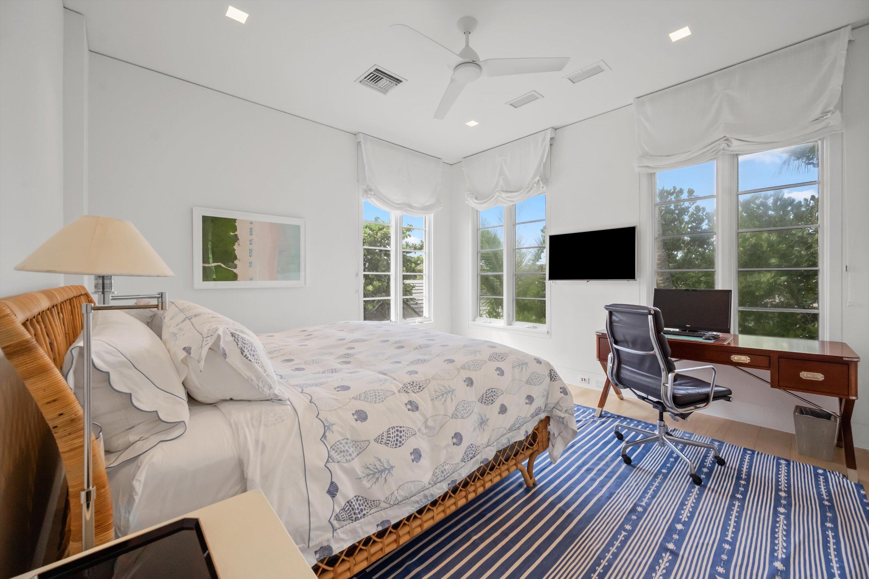 3501 N Ocean Gulf Stream, FL 33483
