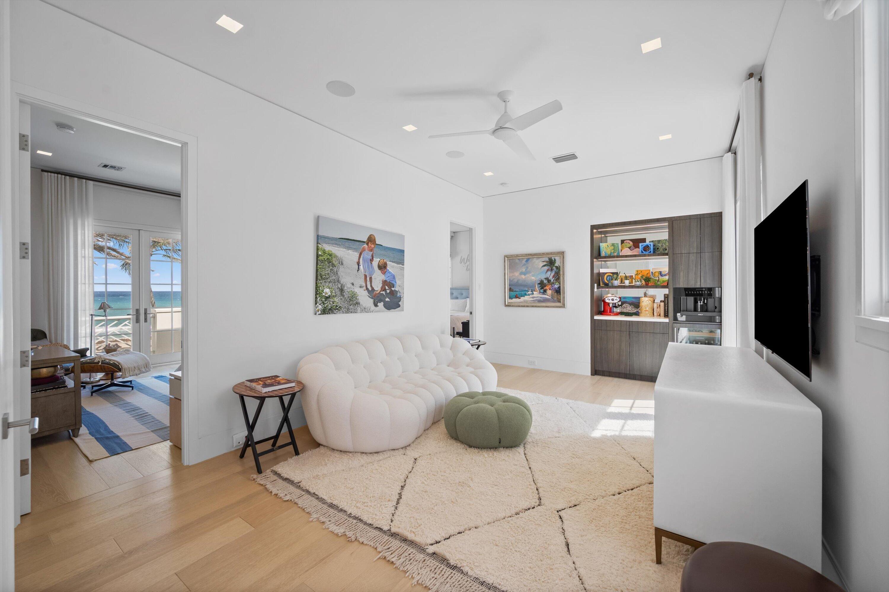 3501 N Ocean Gulf Stream, FL 33483