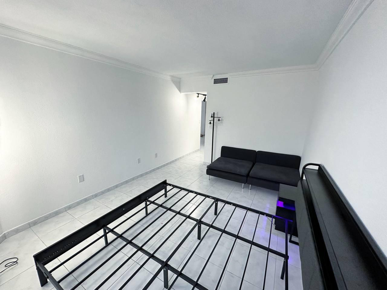 1985 S Ocean #16b Hallandale Beach, FL 33009