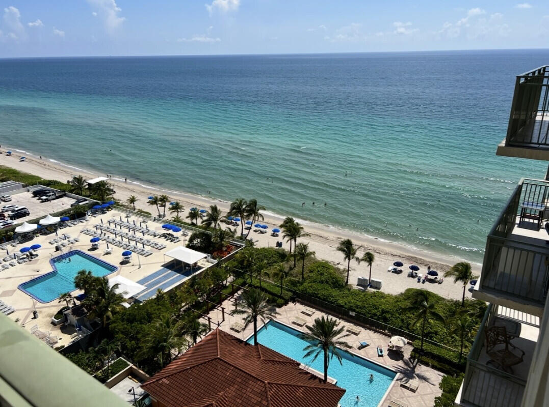 image 2080 Ocean Drive5