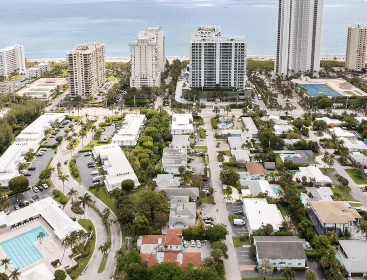 1216 Surf Singer Island, FL 33404