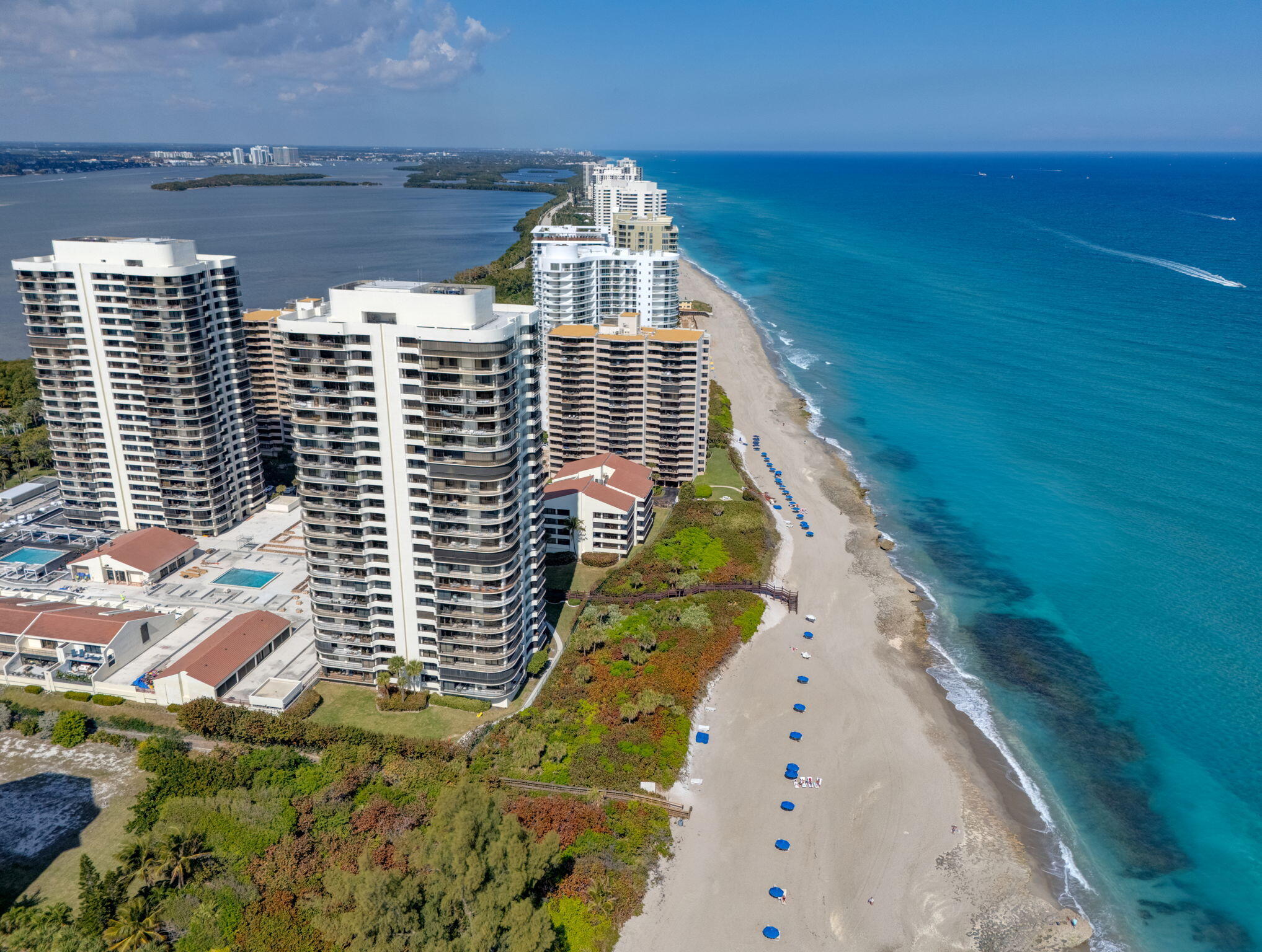 4000 N Ocean #403