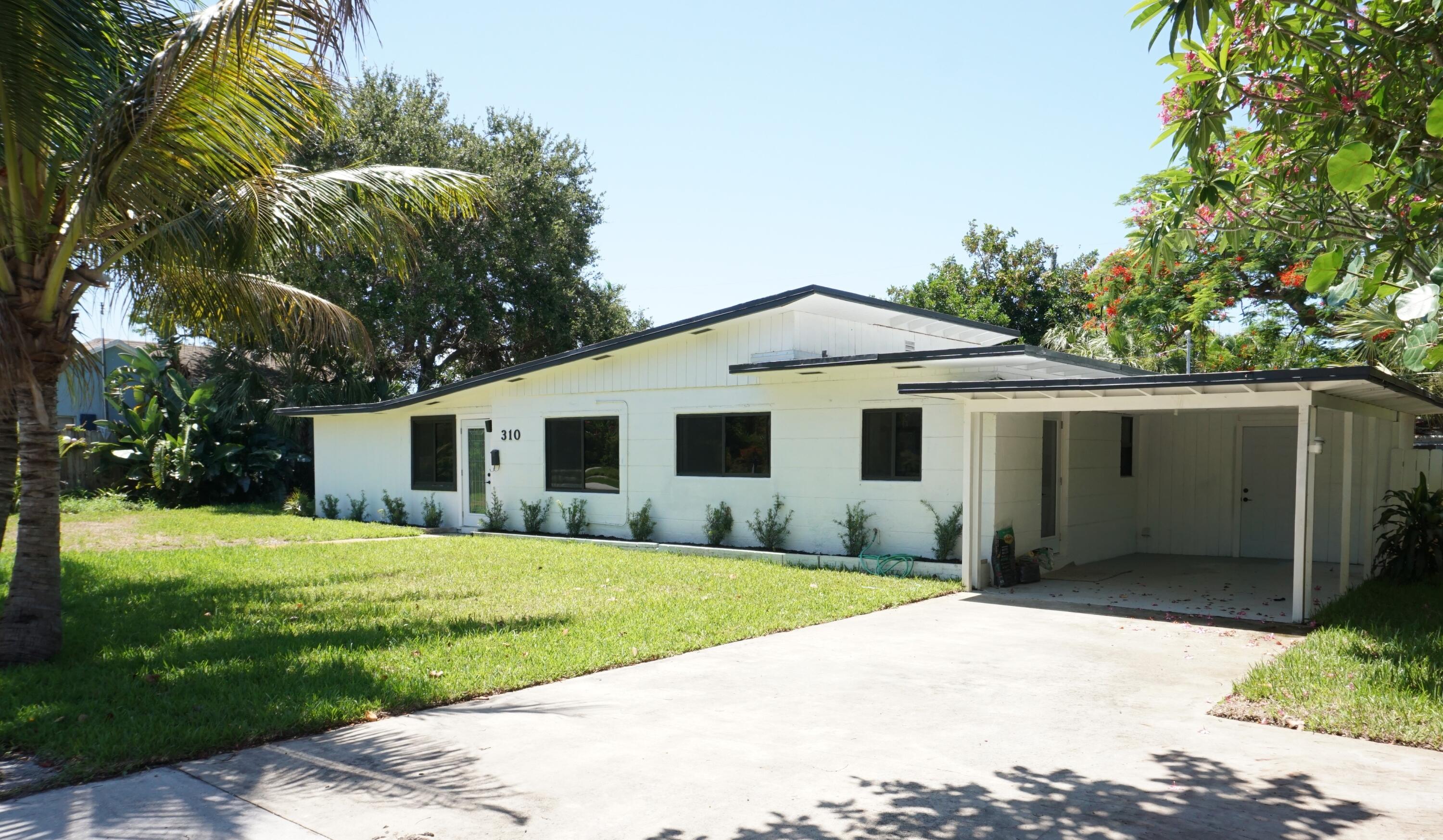 310 SW 1st
