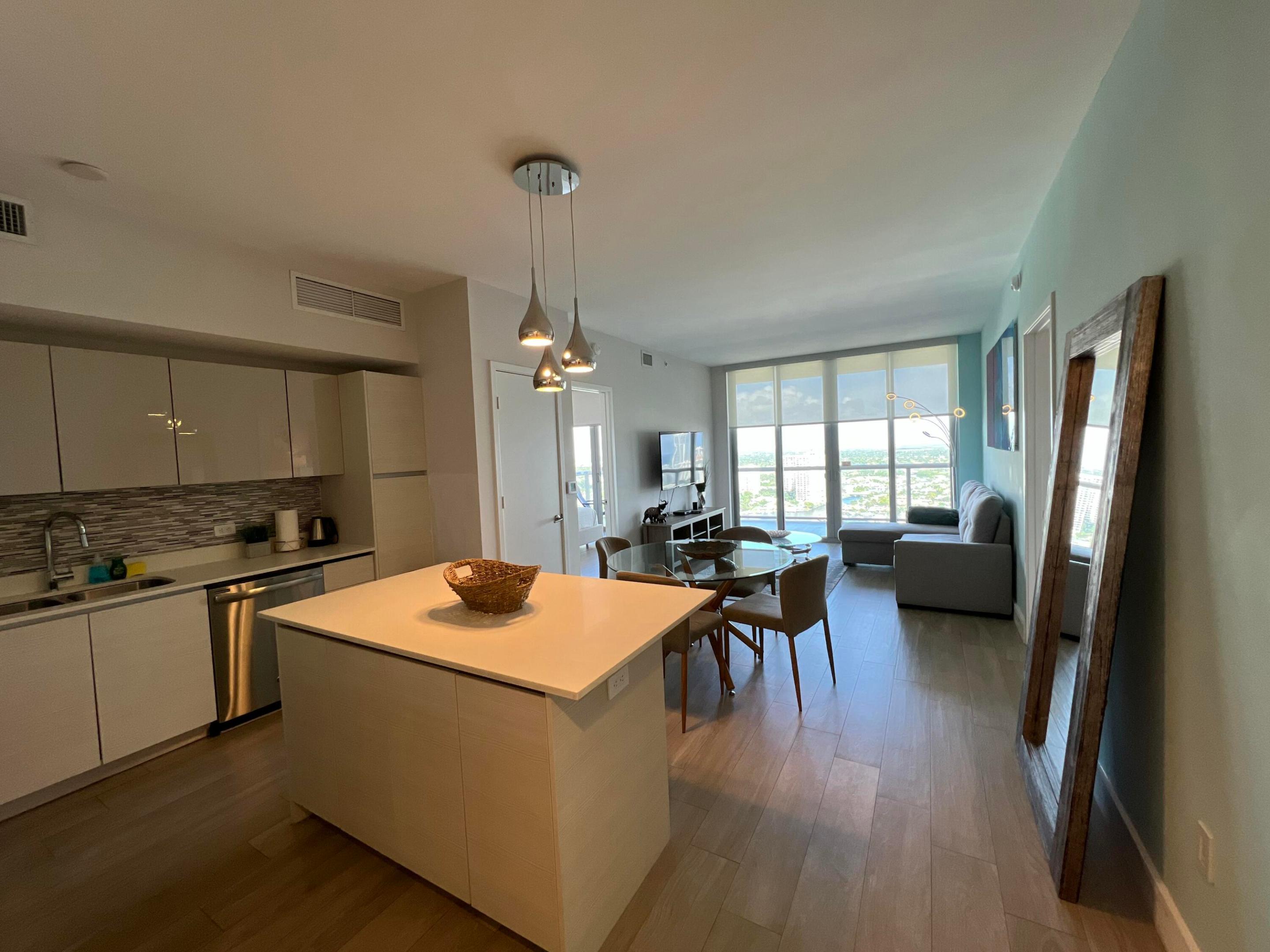 image Beachwalk Condominium1