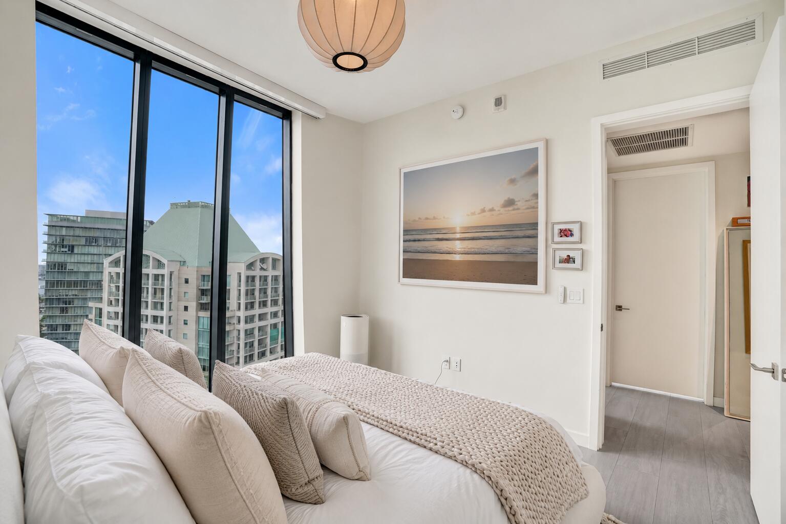 2831 S Bayshore #2204 Miami, FL 33133