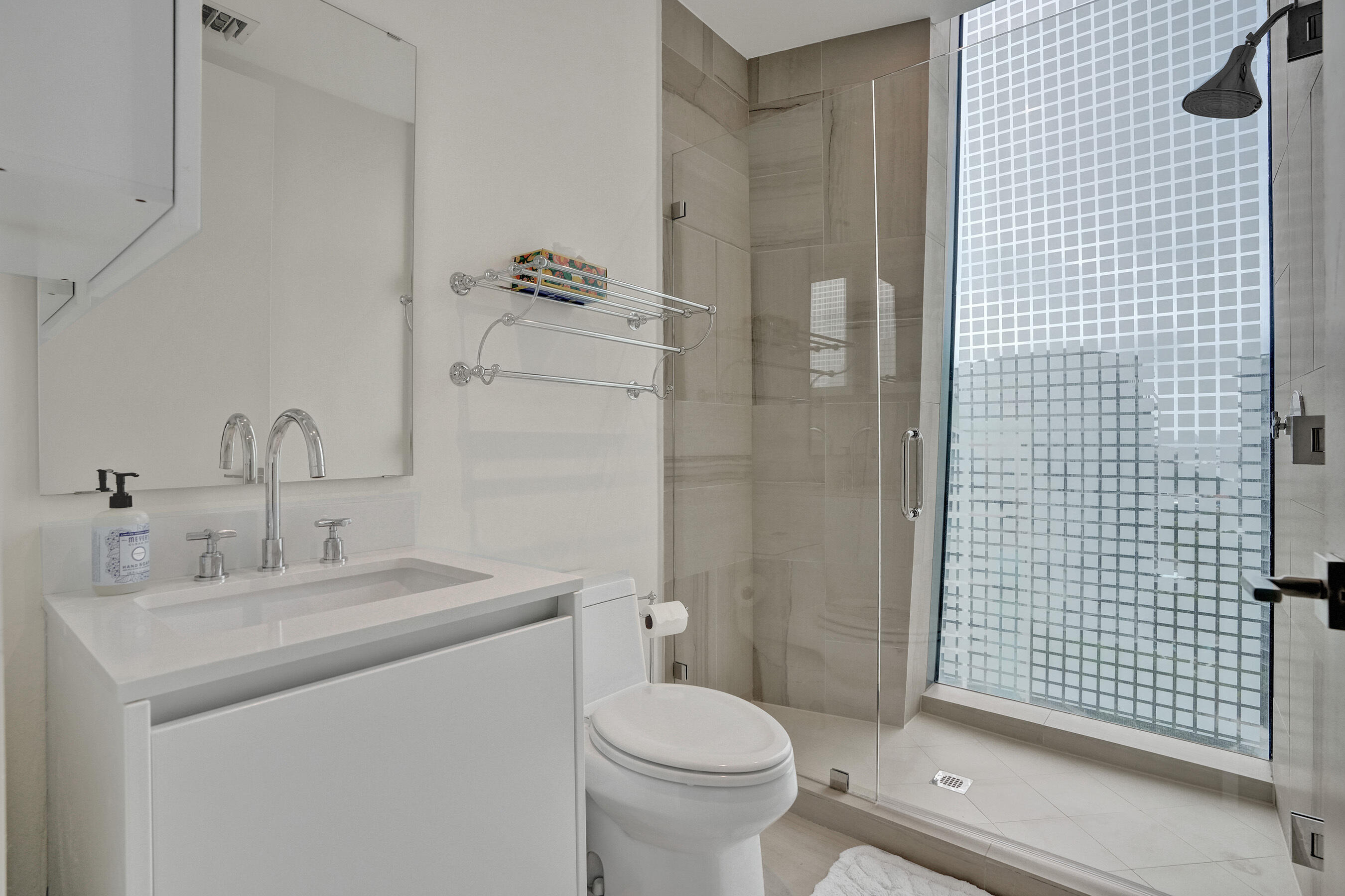2831 S Bayshore #2204 Miami, FL 33133